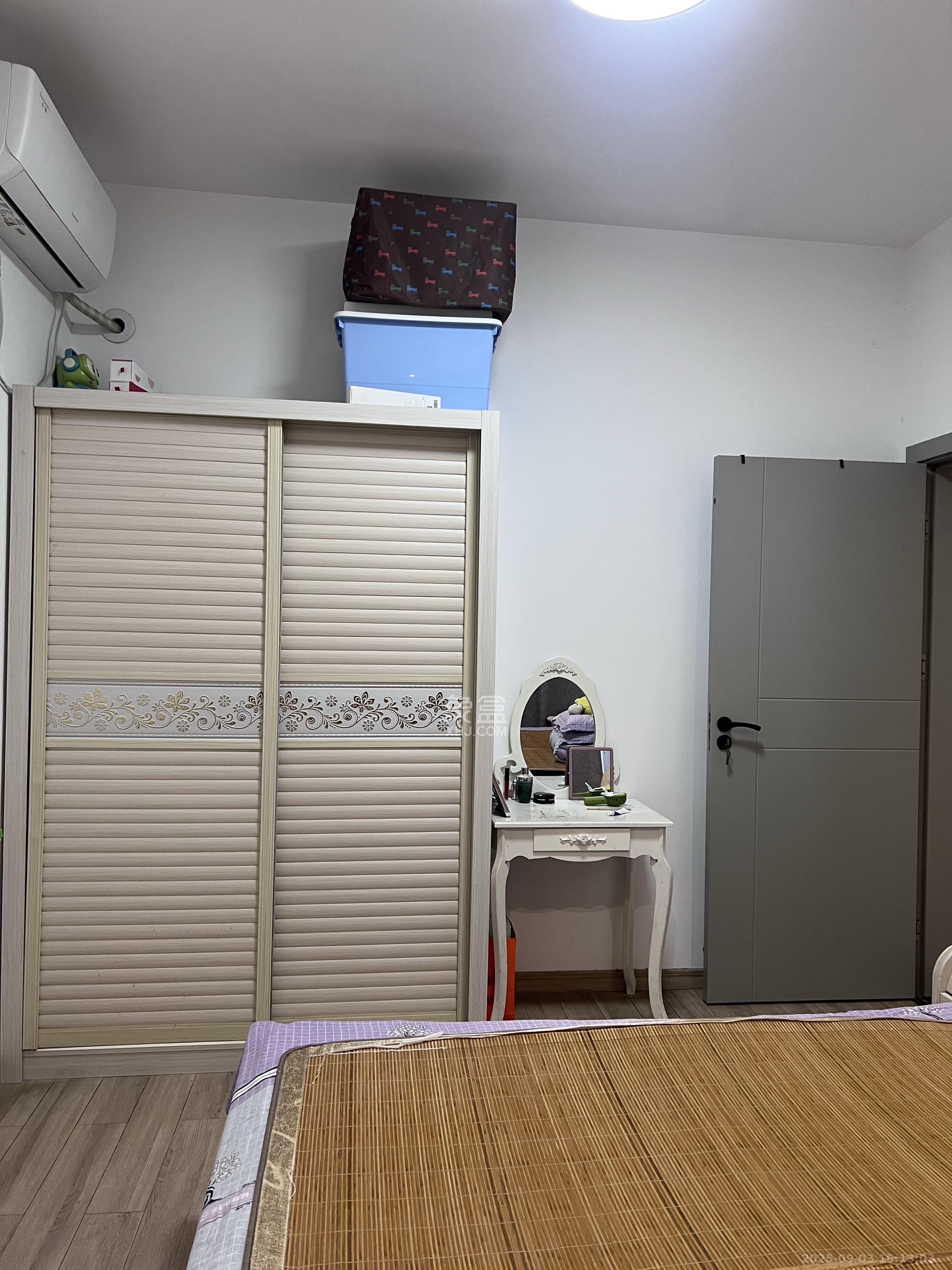 正旺国际铭城(正旺U公馆) 3室1厅1卫 2400.0元/月 正旺国际铭城(正旺U公馆) 3室1厅1卫 2400.0元/月室内图