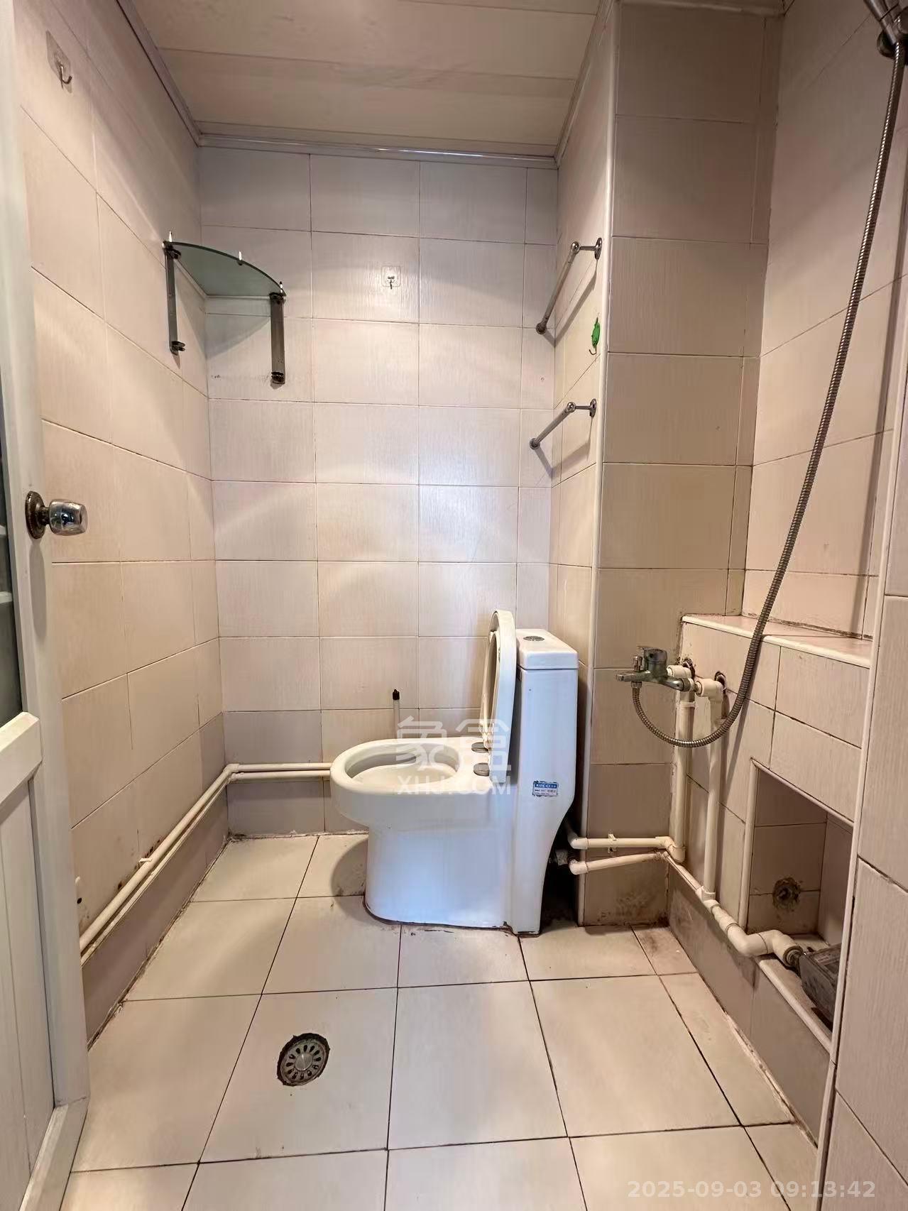 如果爱  1室1厅1卫    1300.0元/月室内图