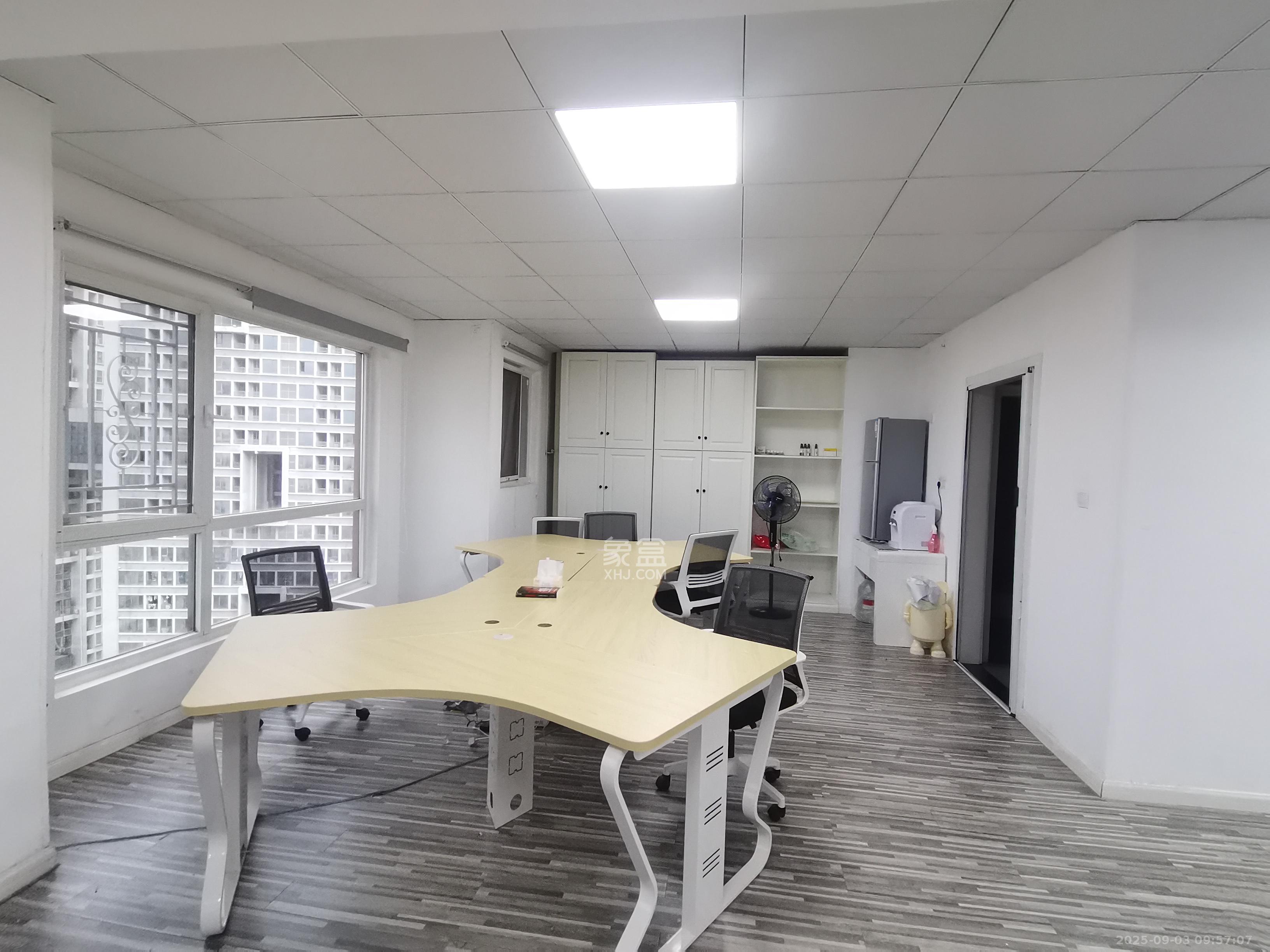 北辰三角洲B1E1区  1室1厅1卫    4980.0元/月室内图