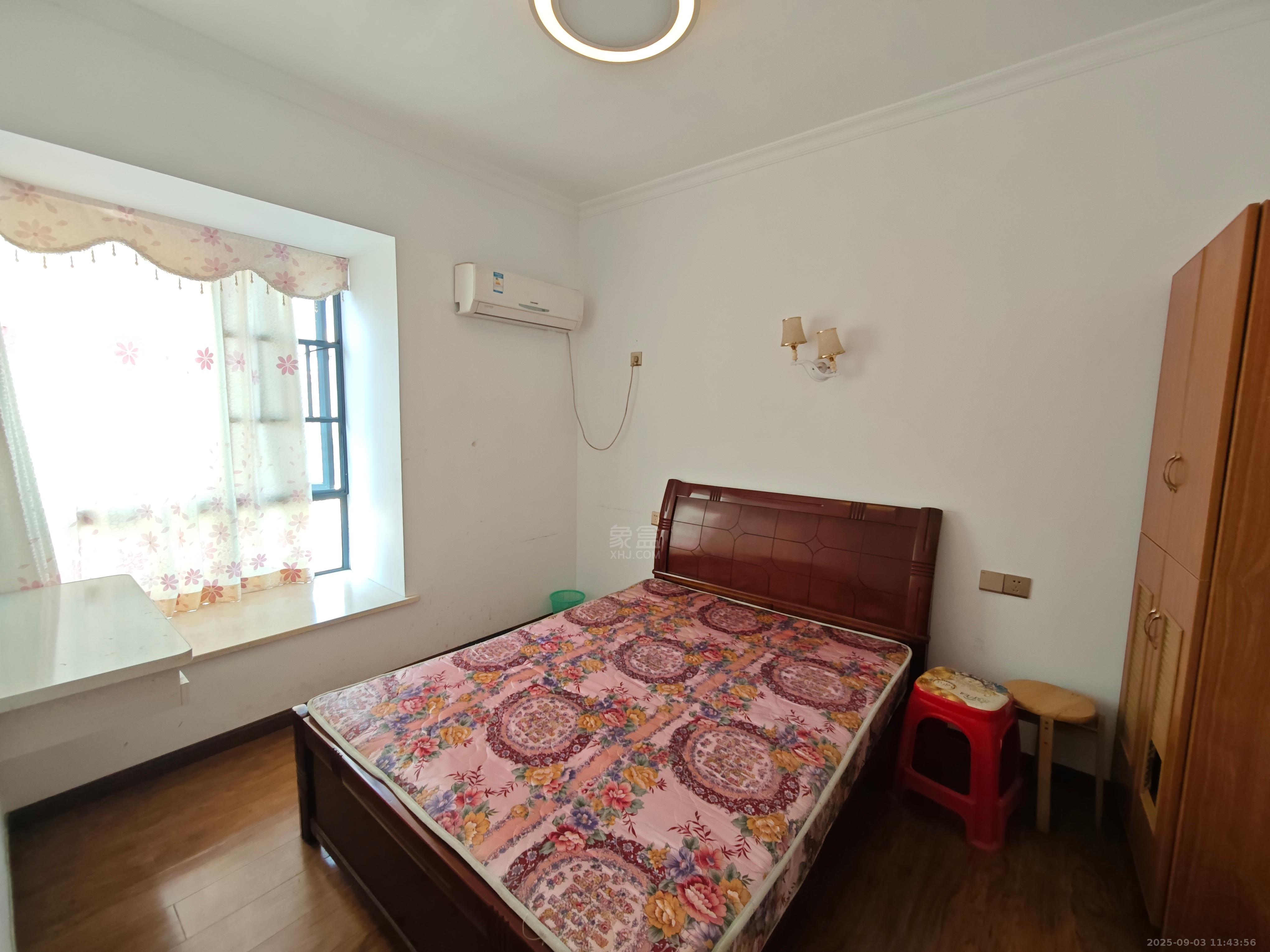 山水洲城华晨第一城 2室2厅1卫 1500.0元/月 山水洲城华晨第一城 2室2厅1卫 1500.0元/月室内图