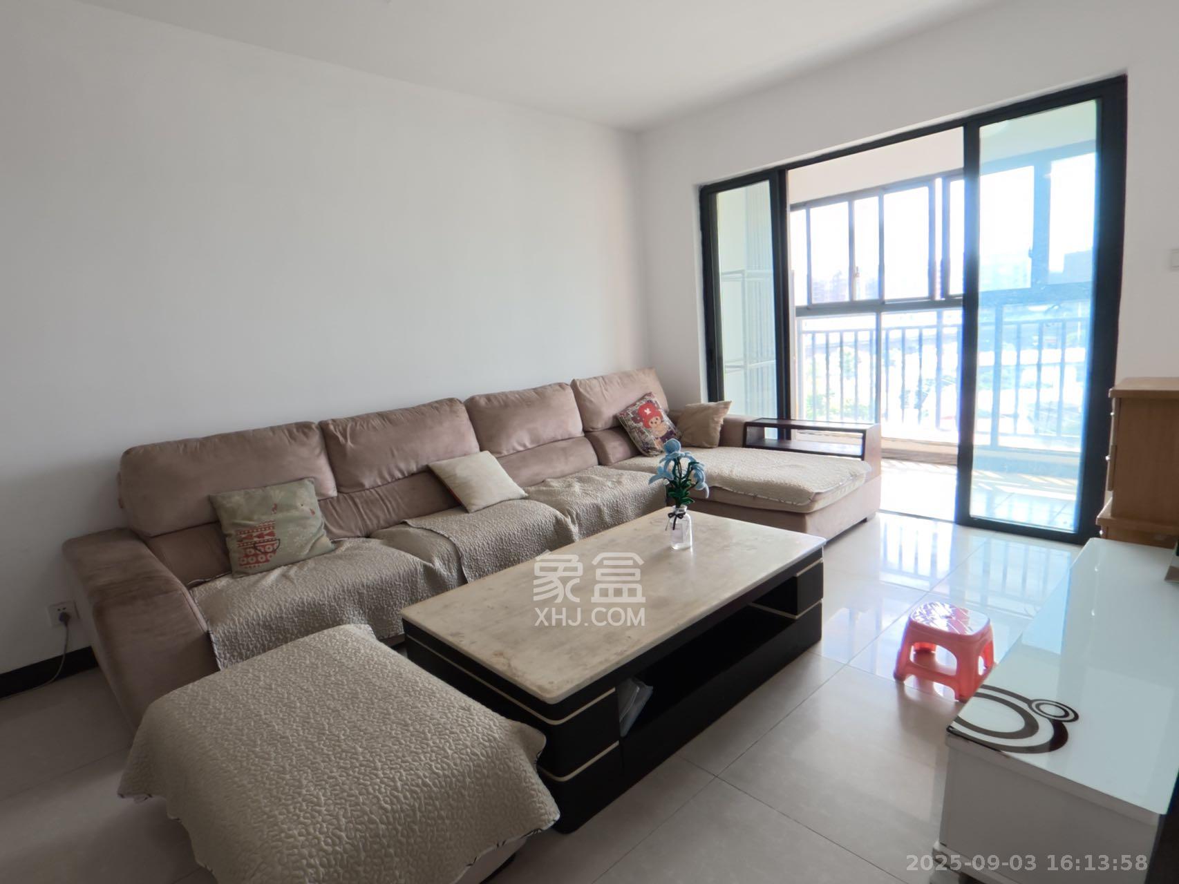 中建芙蓉嘉苑 3室2厅2卫 2200.0元/月 中建芙蓉嘉苑 3室2厅2卫 2200.0元/月室内图