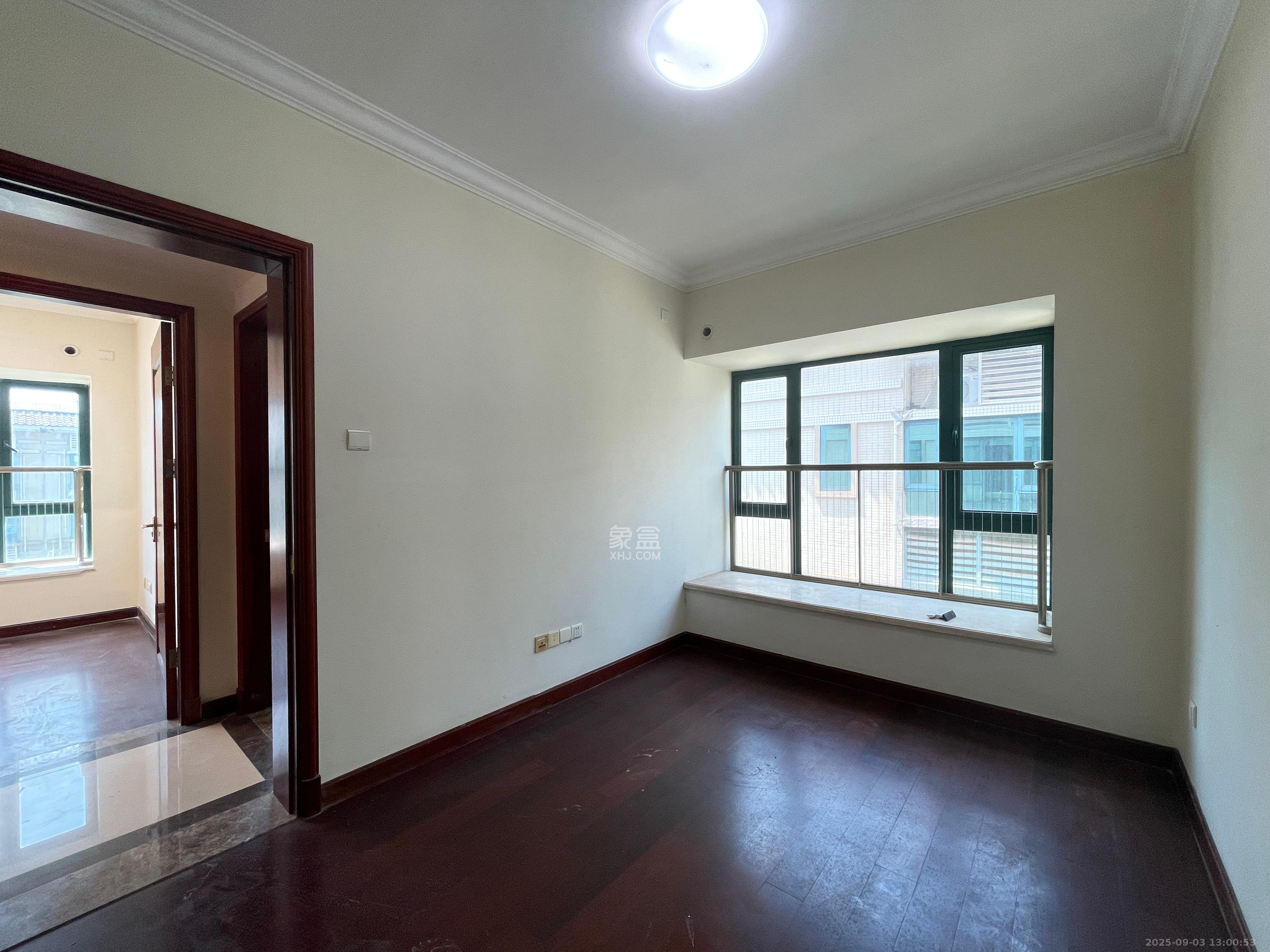 恒大名都  3室2厅1卫    1500.0元/月 恒大名都  3室2厅1卫    1500.0元/月室内图