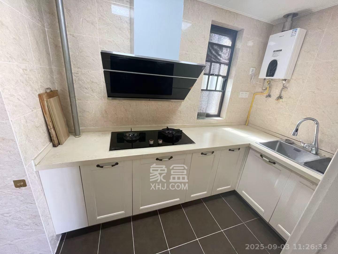 万科魅力之城观澜里  3室2厅2卫    2400.0元/月室内图