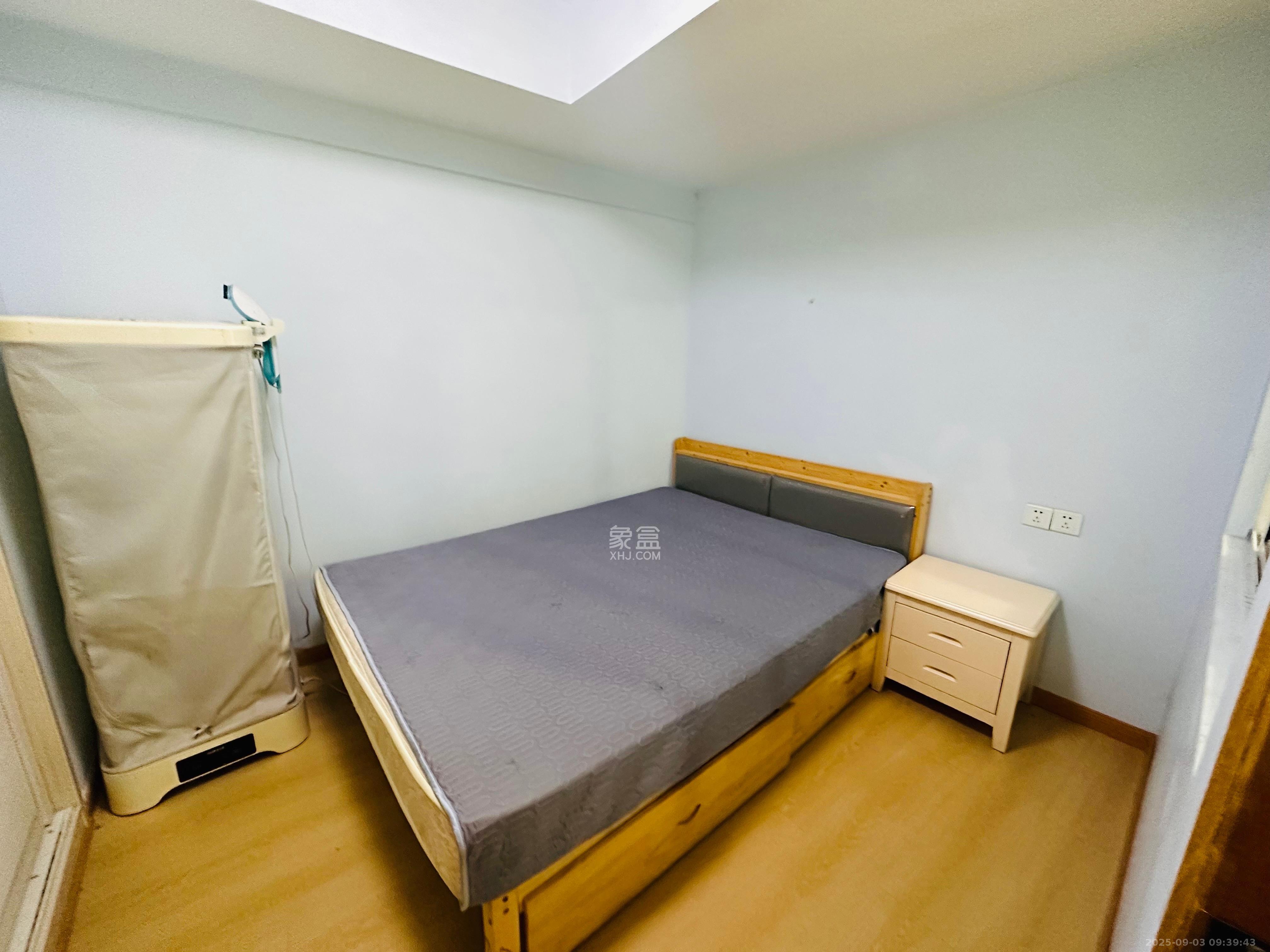 钱隆樽品(一、二、三期)  3室2厅1卫    2000.0元/月室内图