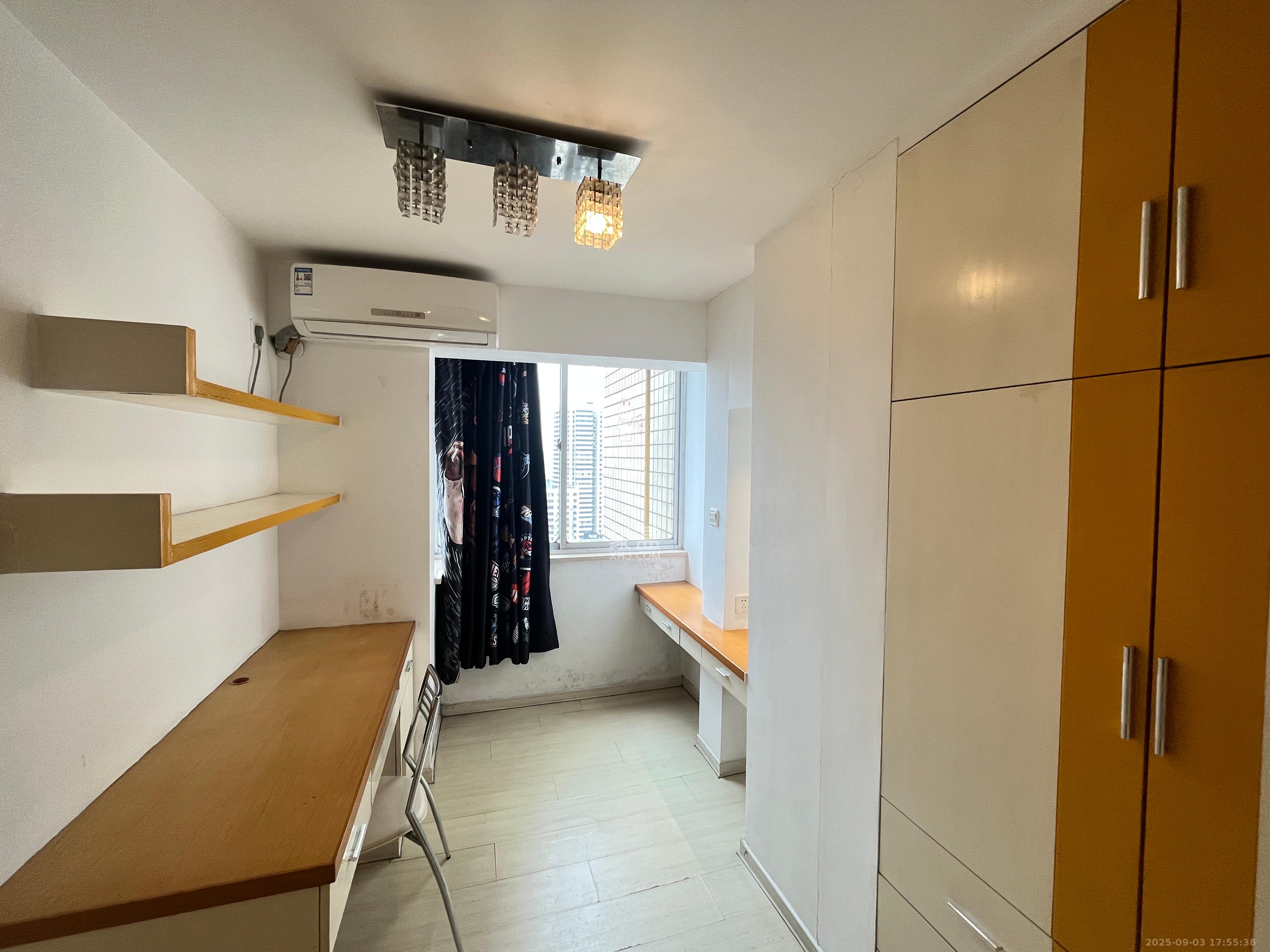 宏景名厦 1室1厅1卫 2100.0元/月 宏景名厦 1室1厅1卫 2100.0元/月室内图