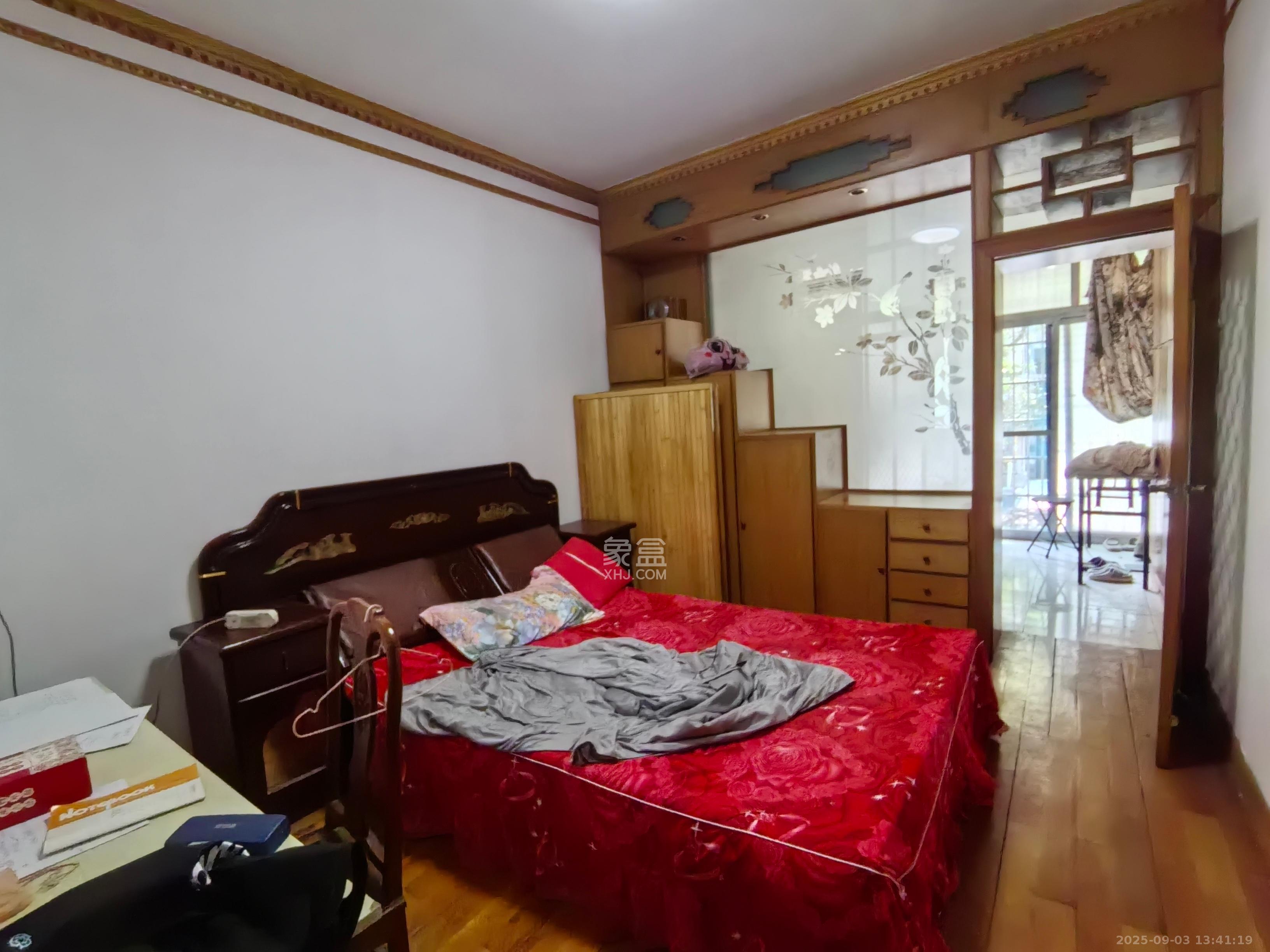 东瓜山二村  1室0厅0卫   1600.00元/月室内图