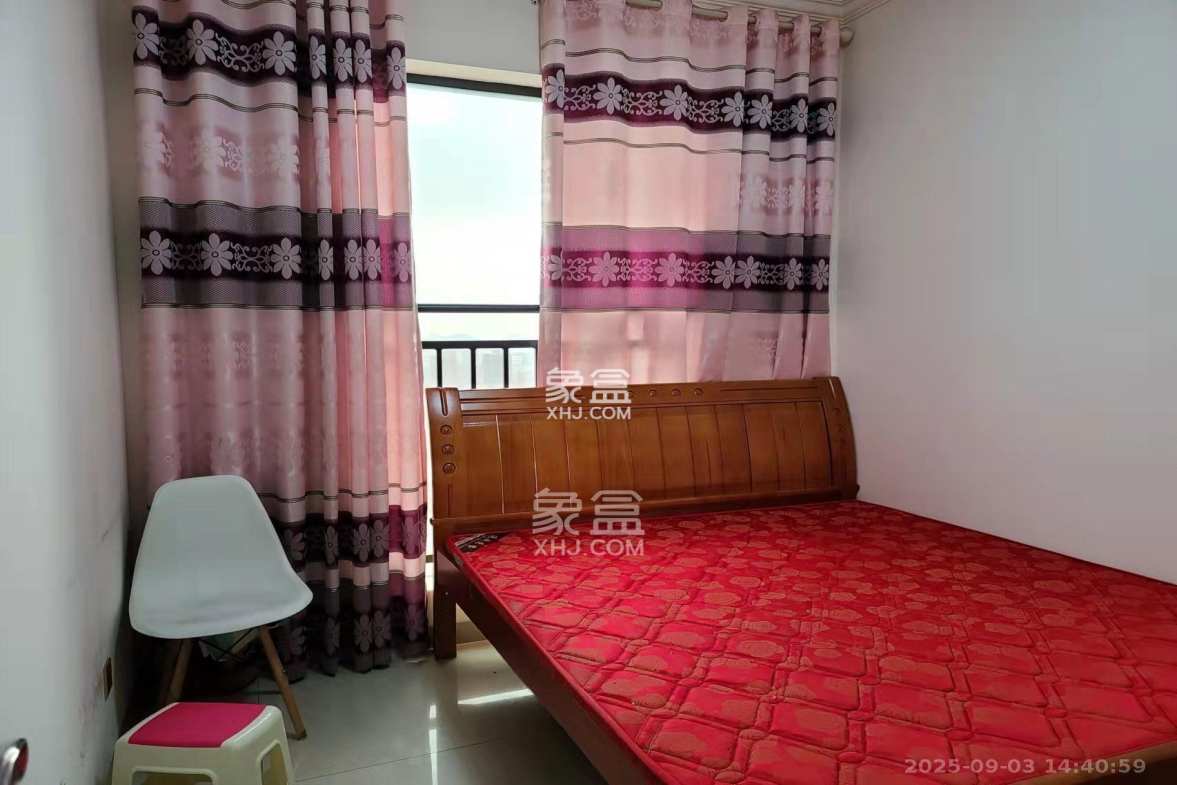 麓谷星辰  3室2厅1卫    2500.0元/月 麓谷星辰  3室2厅1卫    2500.0元/月室内图