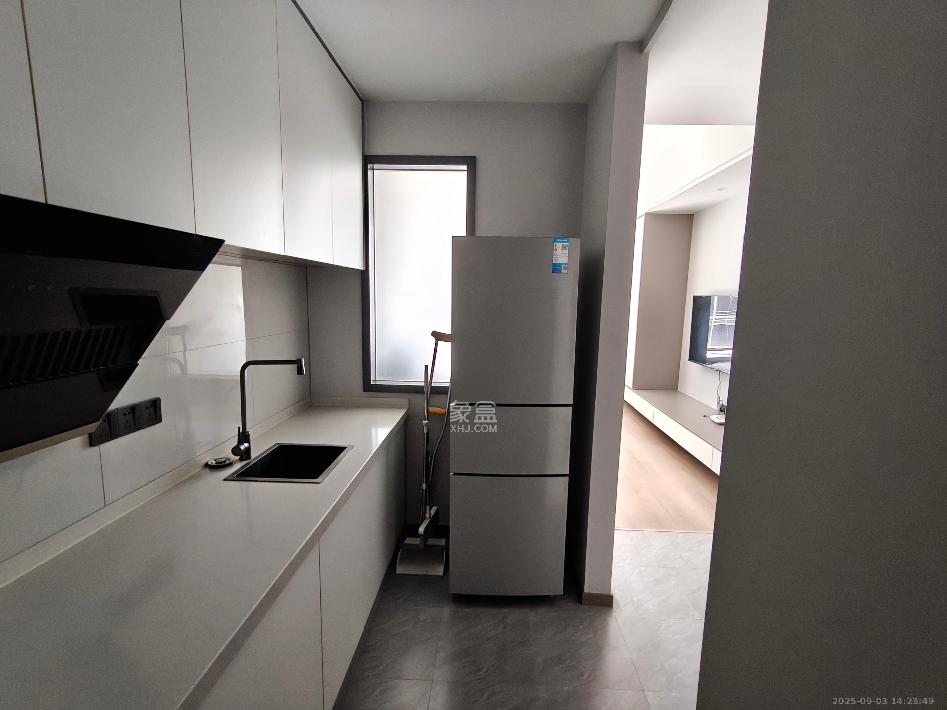 明昇壹城(明昇时代广场)三期 1室1厅1卫 1600.0元/月 明昇壹城(明昇时代广场)三期 1室1厅1卫 1600.0元/月室内图