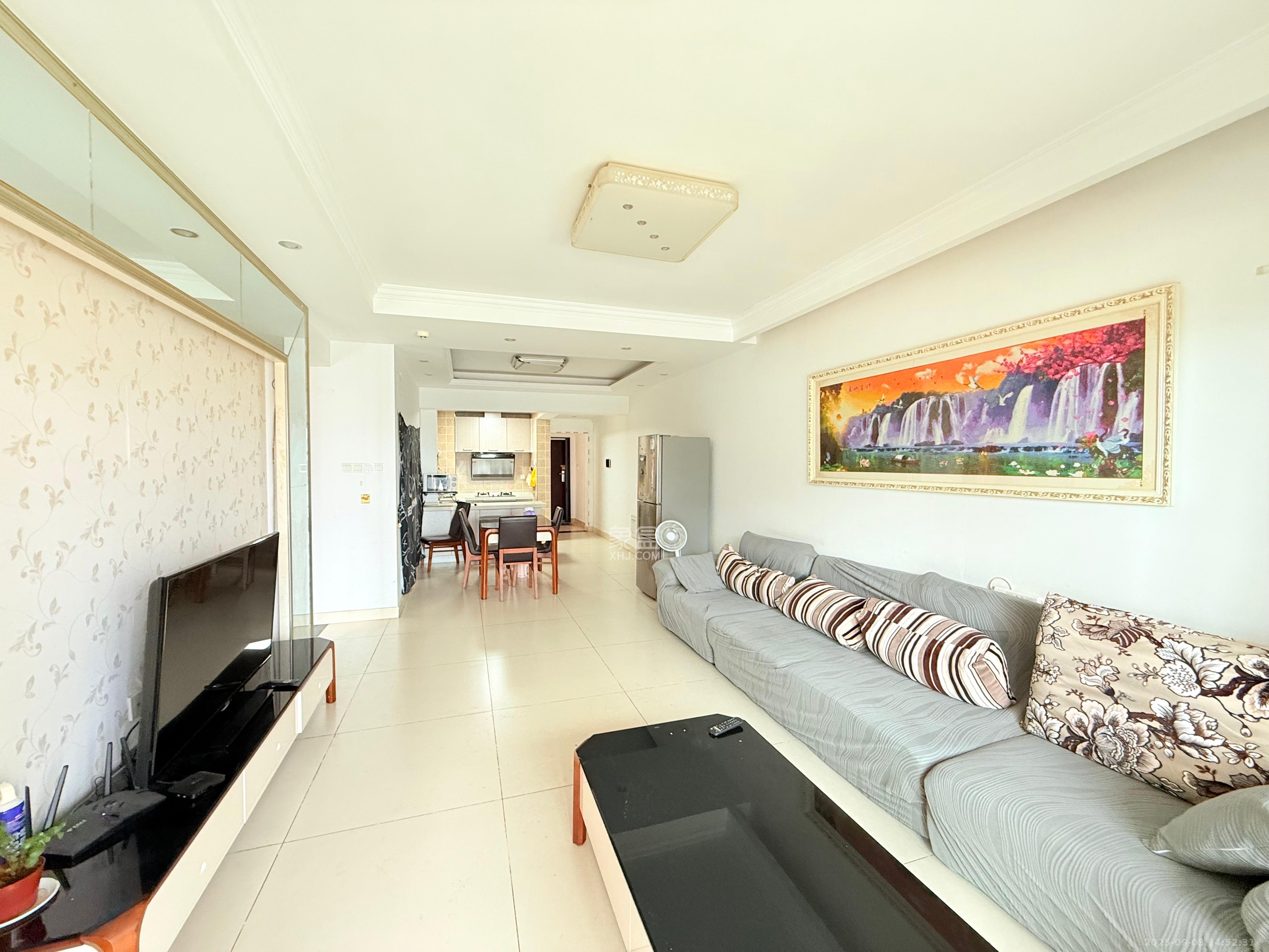 长城雅苑  2室2厅1卫    2200.0元/月 长城雅苑  2室2厅1卫    2200.0元/月