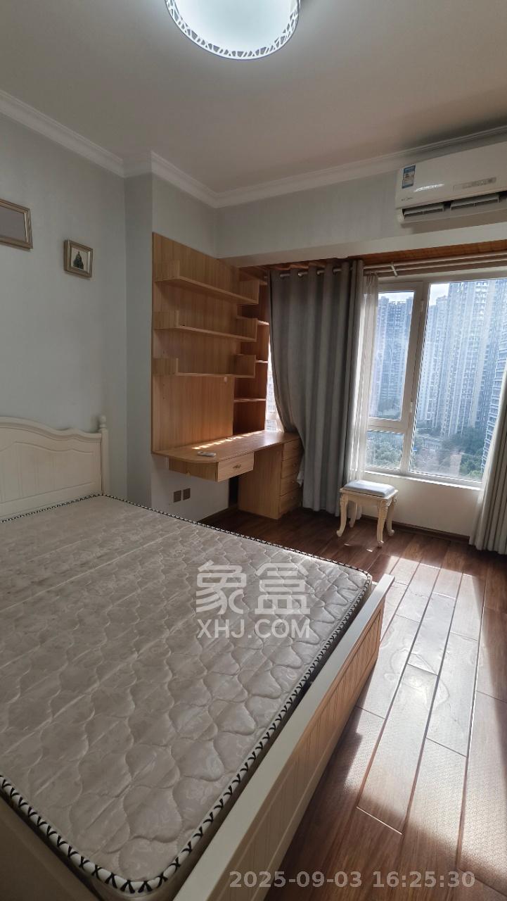 北辰三角洲E3区  1室1厅1卫   2100.00元/月室内图