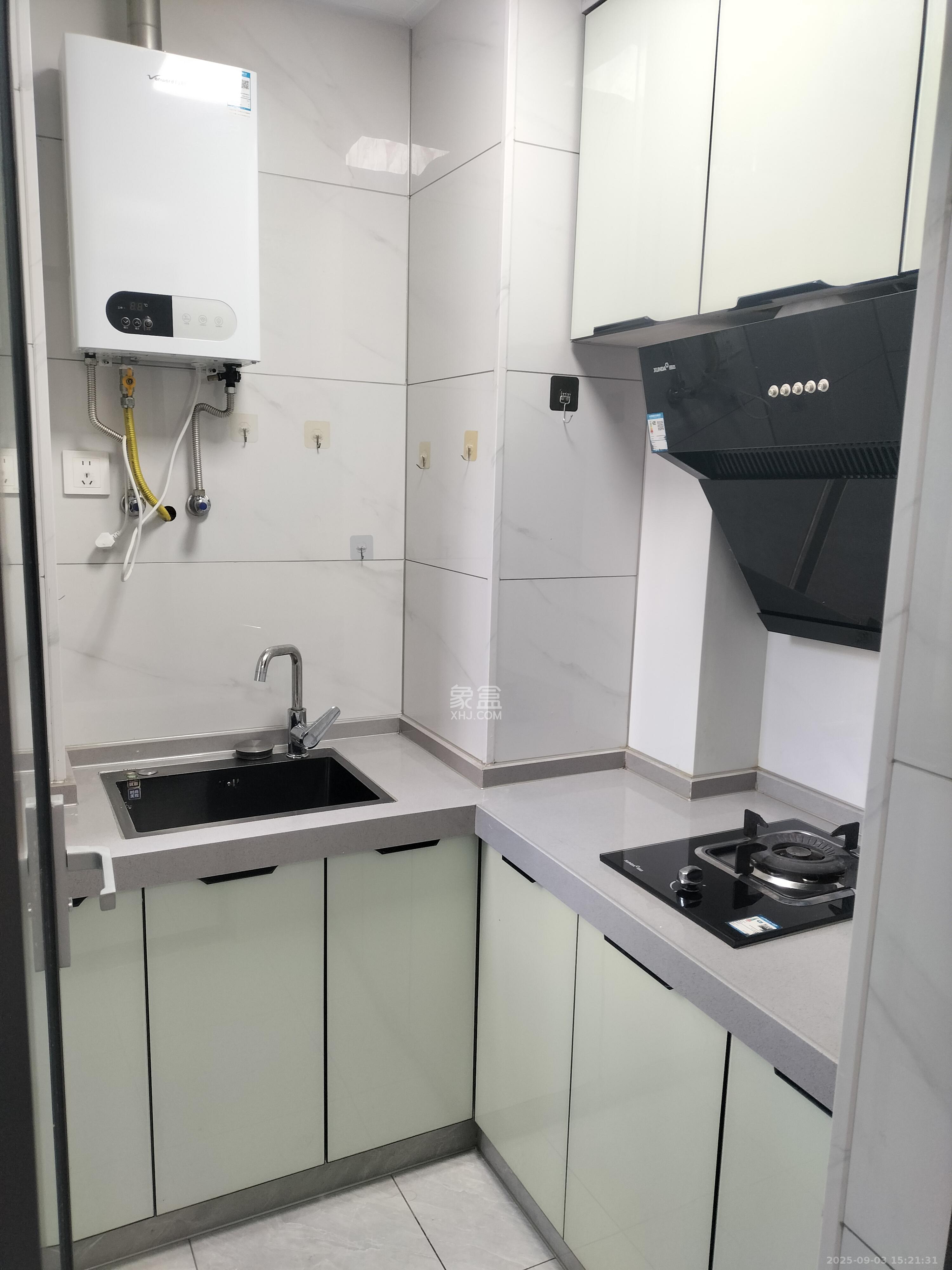 嘉荣苑 1室1厅1卫 1200.0元/月 嘉荣苑 1室1厅1卫 1200.0元/月室内图