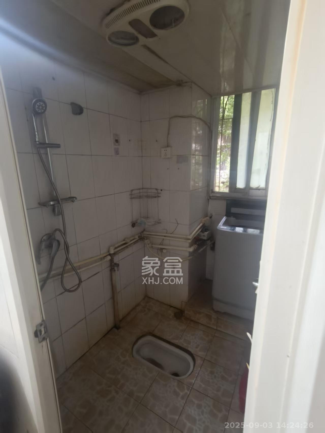 向韶村  2室2厅2卫    1800.0元/月室内图