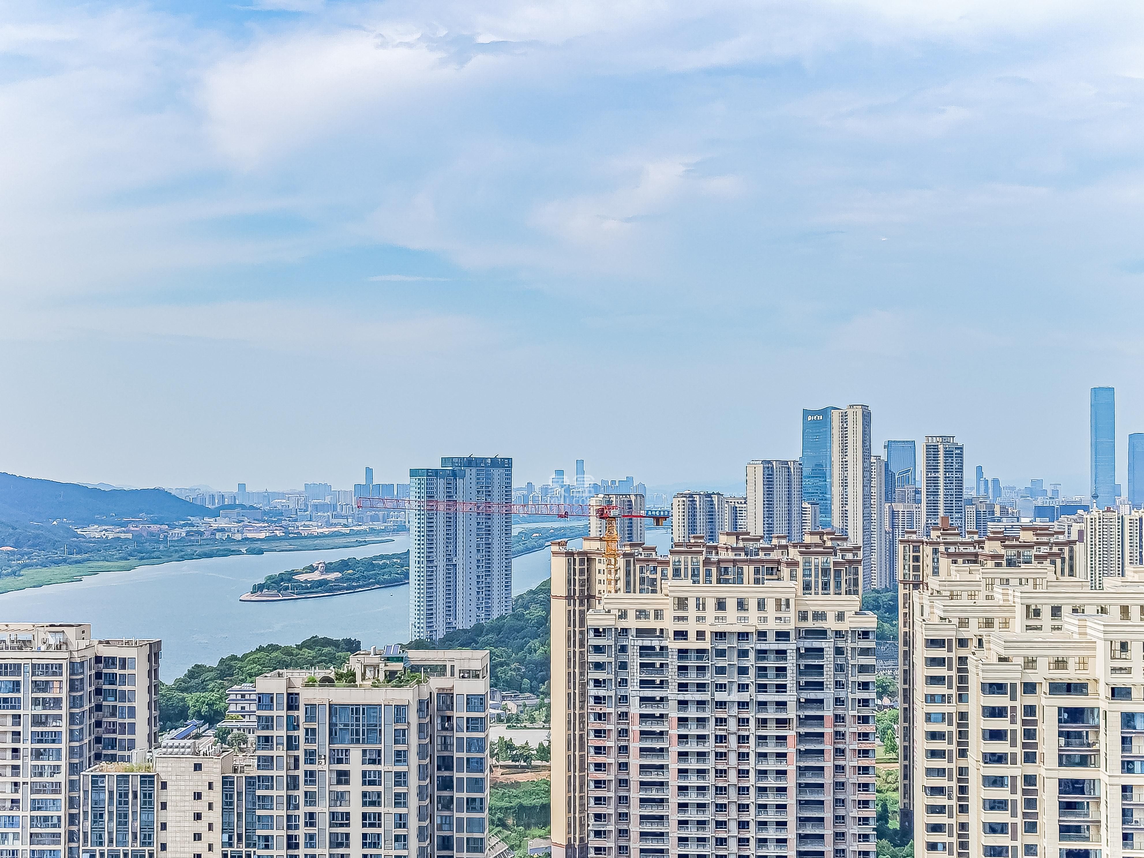 中海阅湘台  4室2厅2卫    458.0万 中海阅湘台  4室2厅2卫    458.0万小区图