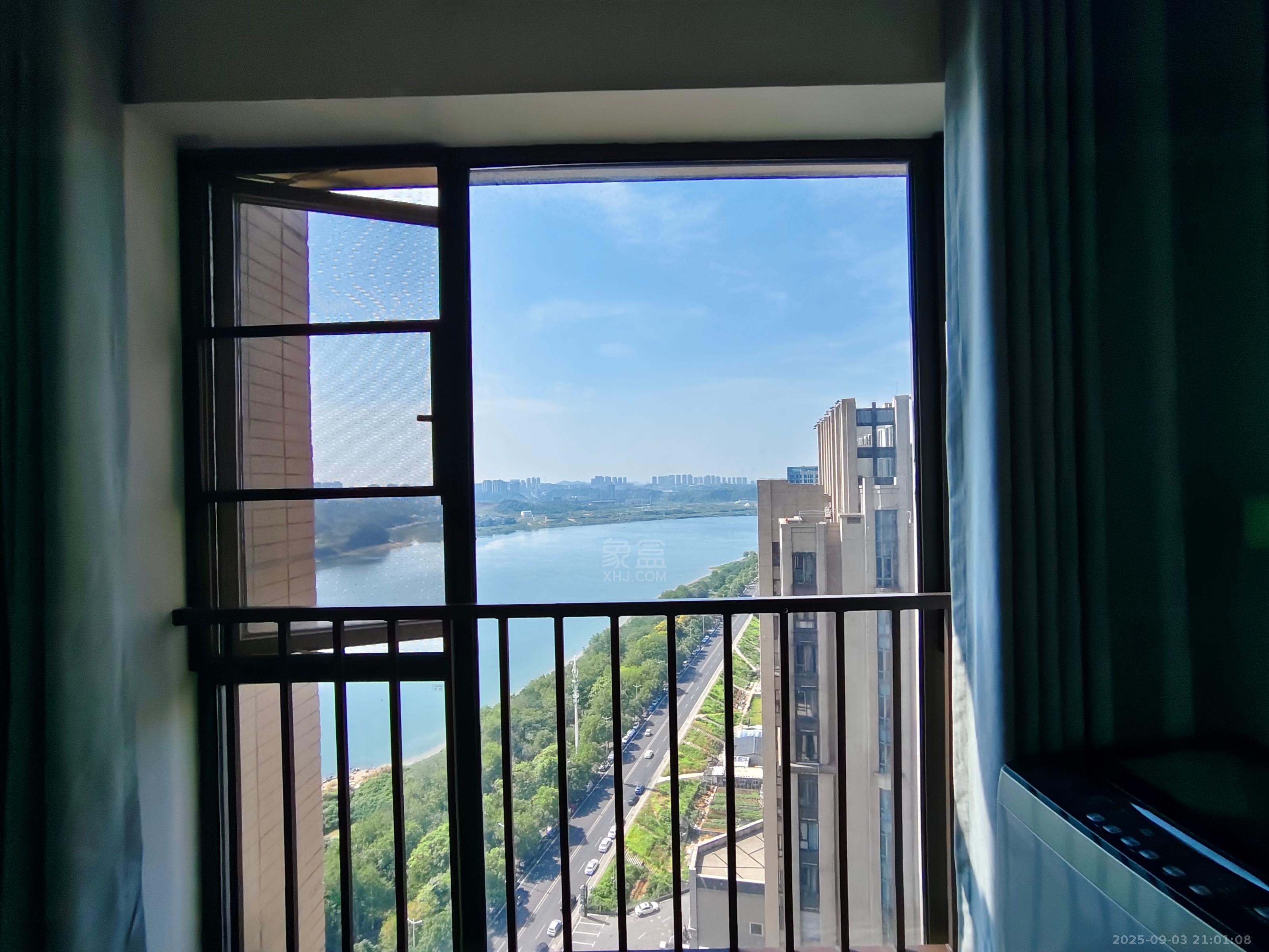 中泰财富湘江 1室1厅1卫 1200.0元/月 中泰财富湘江 1室1厅1卫 1200.0元/月室内图