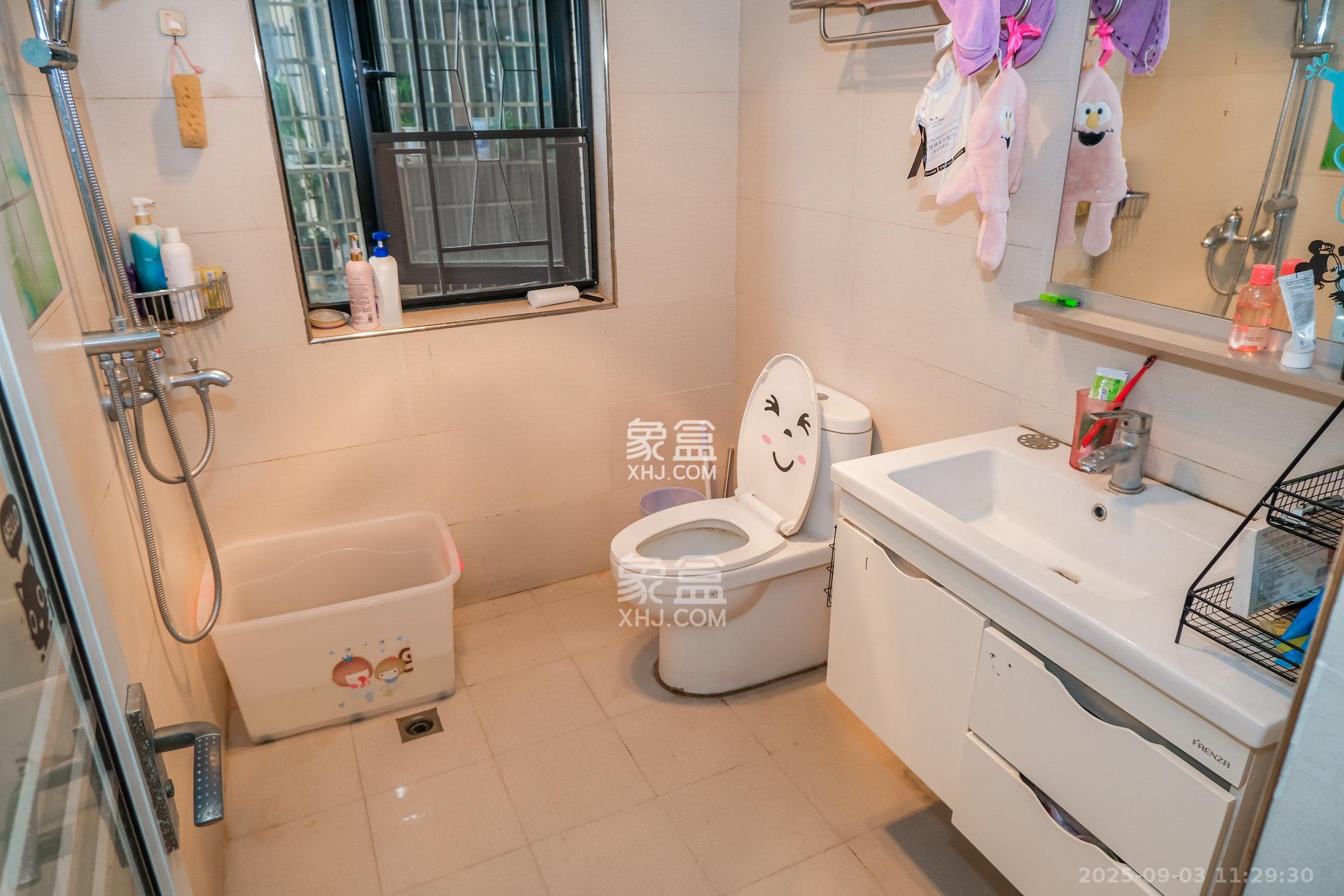 长大卧琥  3室2厅2卫    2600.0元/月 长大卧琥  3室2厅2卫    2600.0元/月室内图