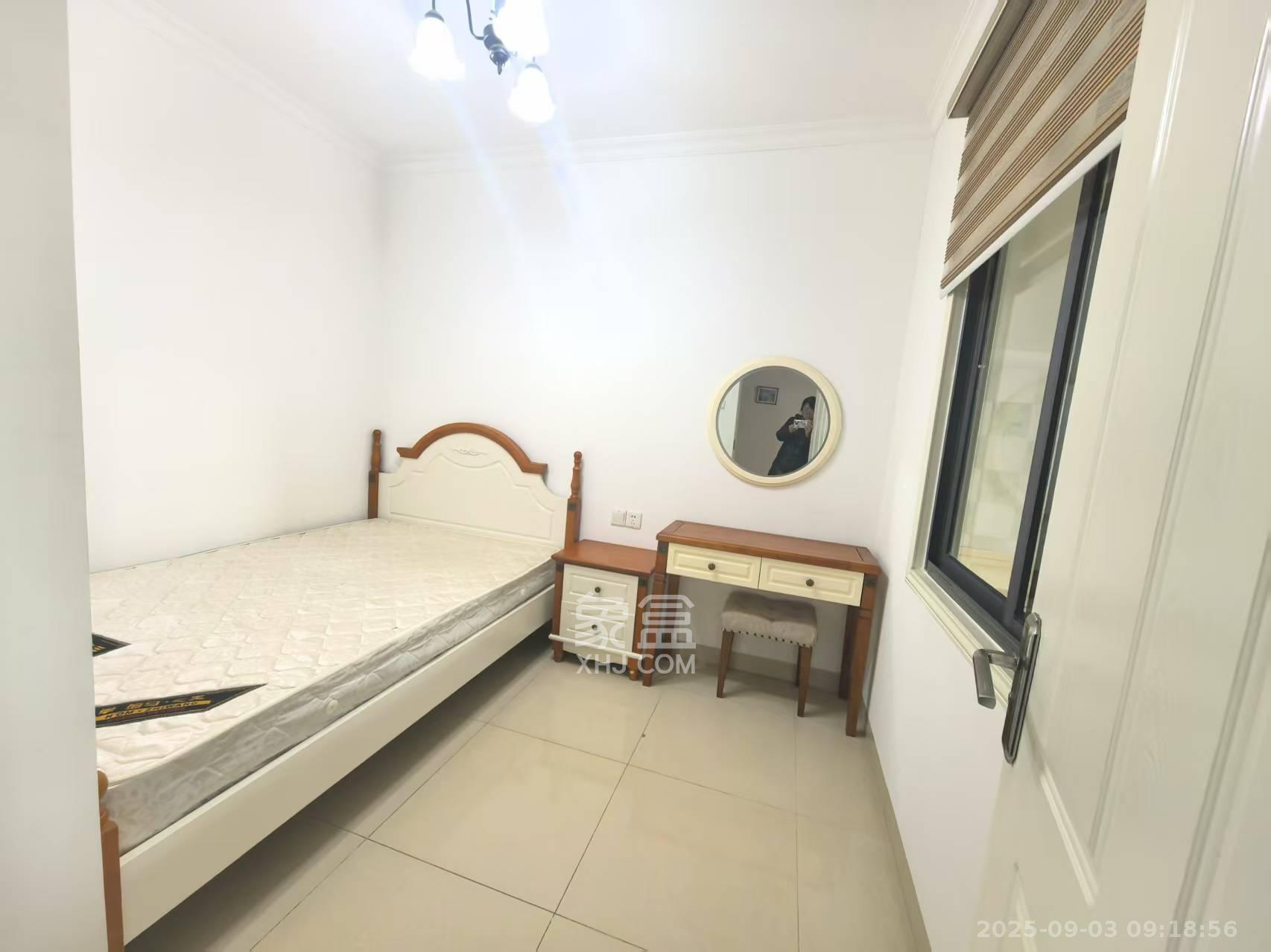 芙蓉蓉苑 2室1厅1卫 2600.0元/月 芙蓉蓉苑 2室1厅1卫 2600.0元/月室内图