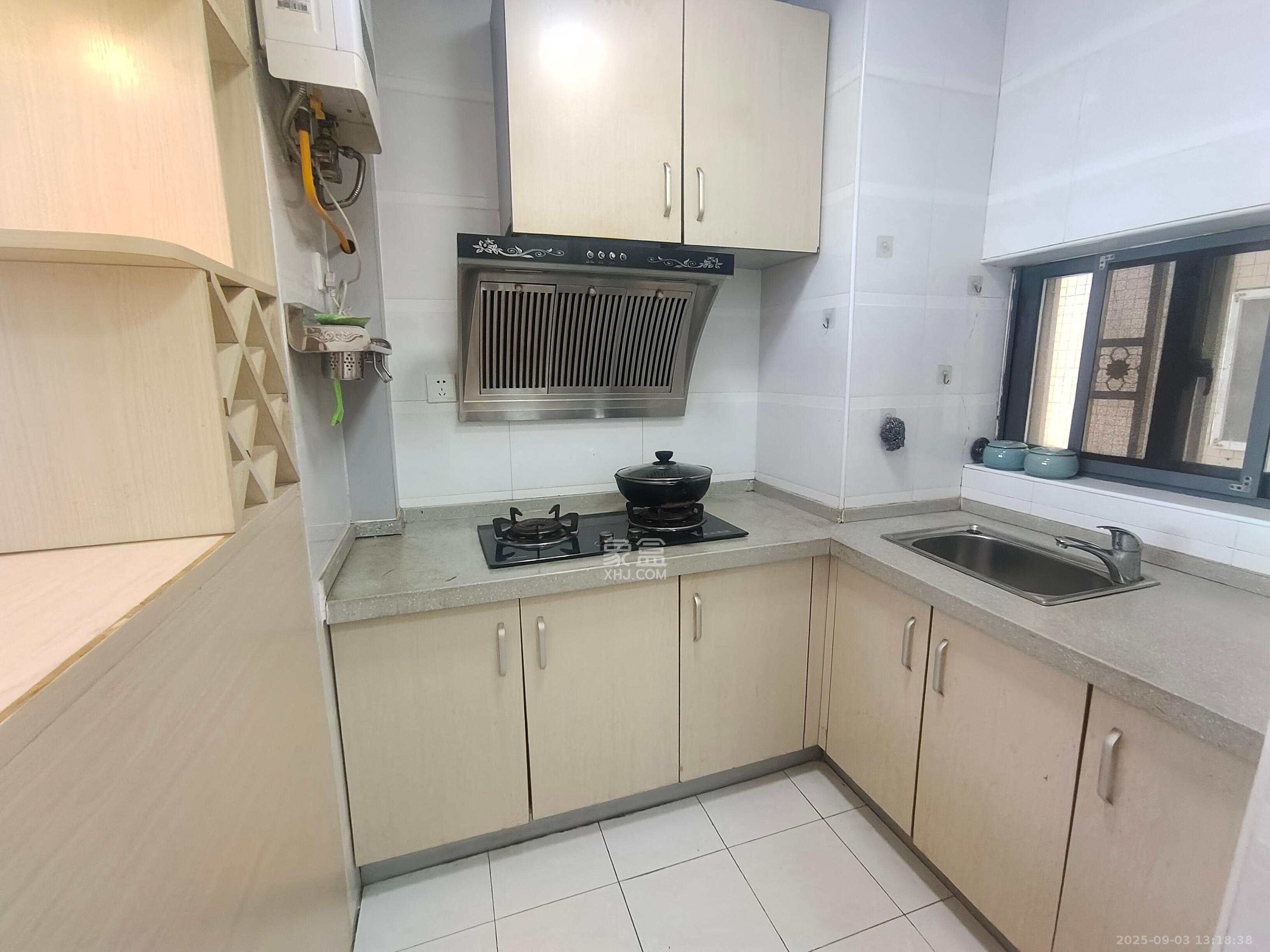 上峰苑(兰亭玥岛)  2室2厅1卫    2000.0元/月 上峰苑(兰亭玥岛)  2室2厅1卫    2000.0元/月室内图