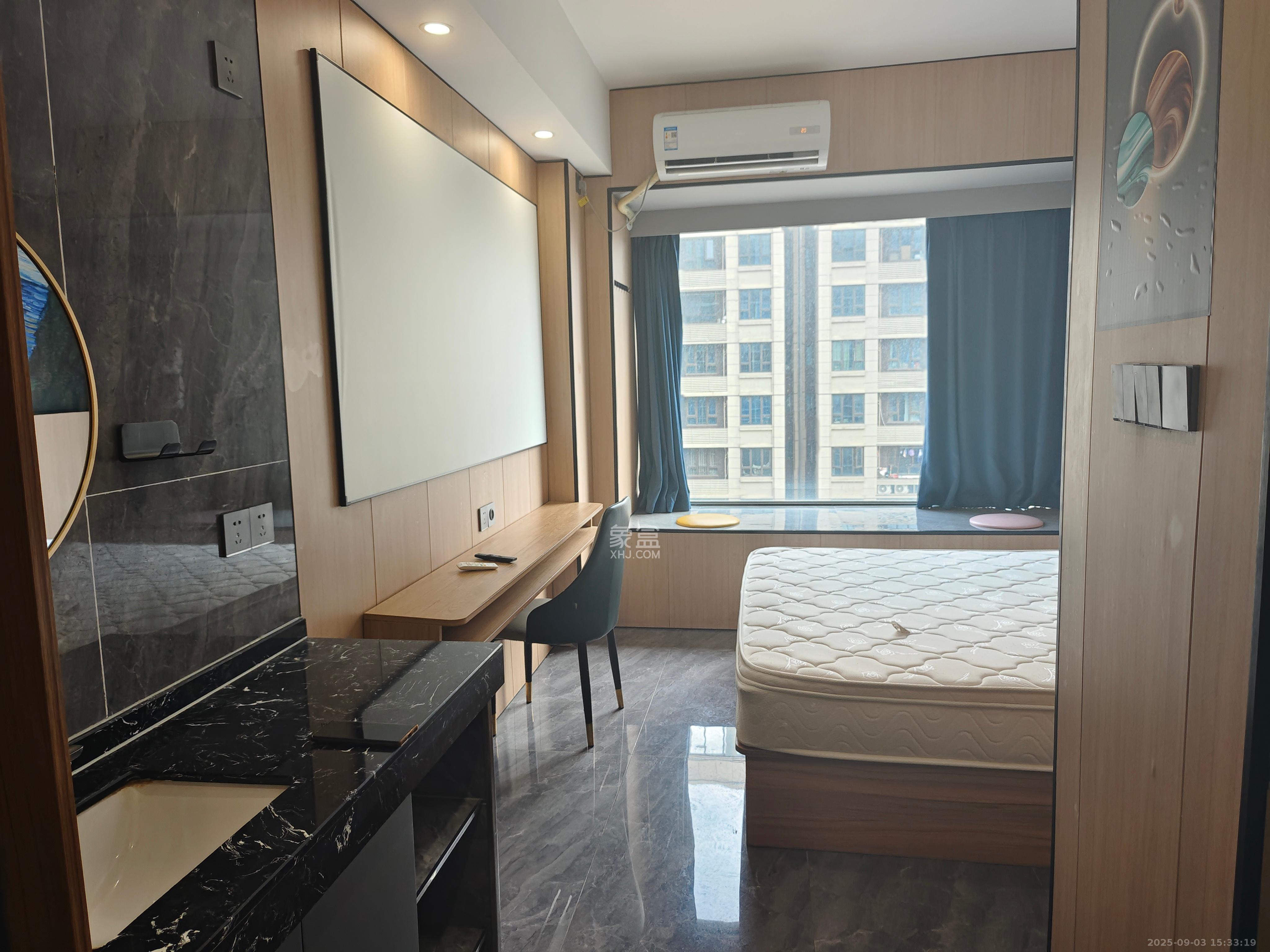 龙湖铂金岛  1室0厅0卫    1200.0元/月 龙湖铂金岛  1室0厅0卫    1200.0元/月室内图