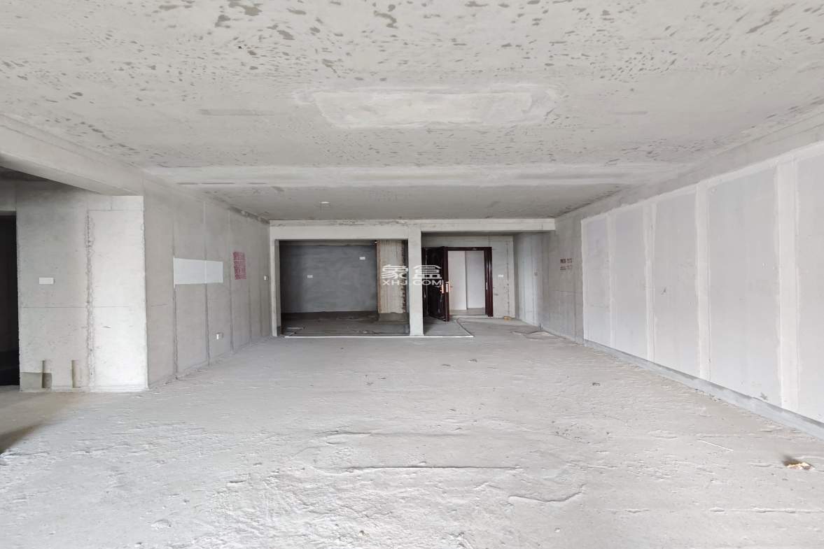 碧桂园正央时代 3室2厅2卫 56.8万 碧桂园正央时代 3室2厅2卫 56.8万其他