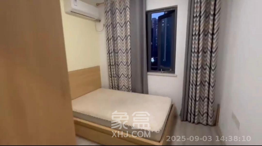 碧桂园南城首府（东宸林海）  3室2厅2卫   2200.00元/月室内图