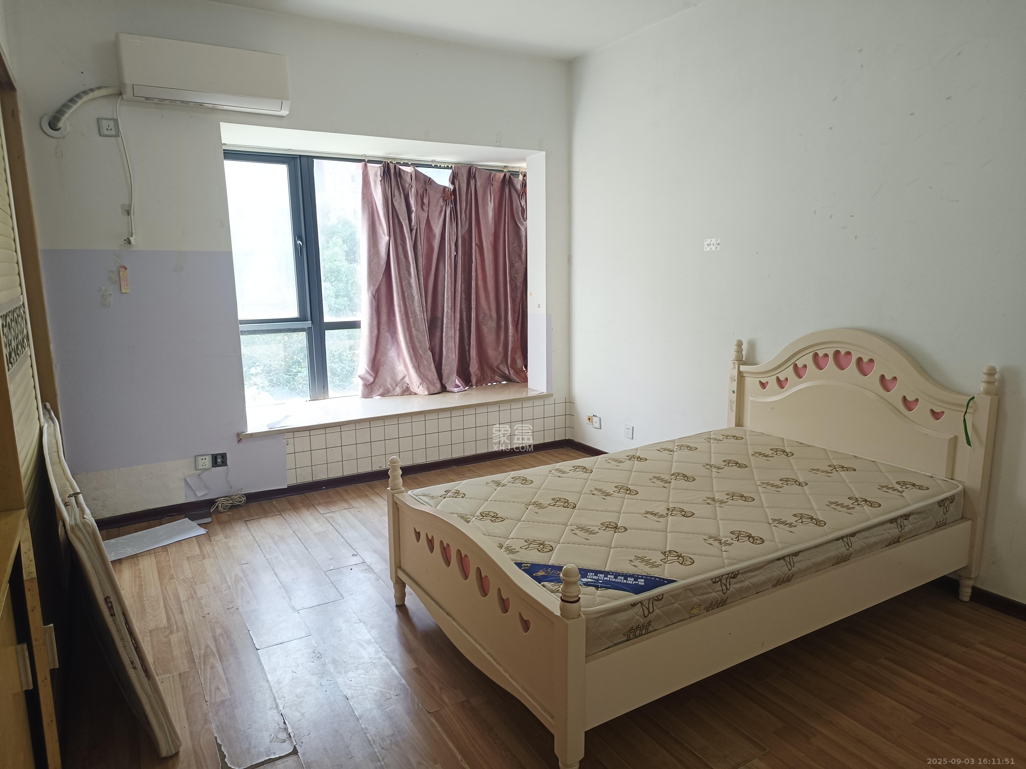 茂华国际湘  3室2厅2卫    2800.0元/月室内图