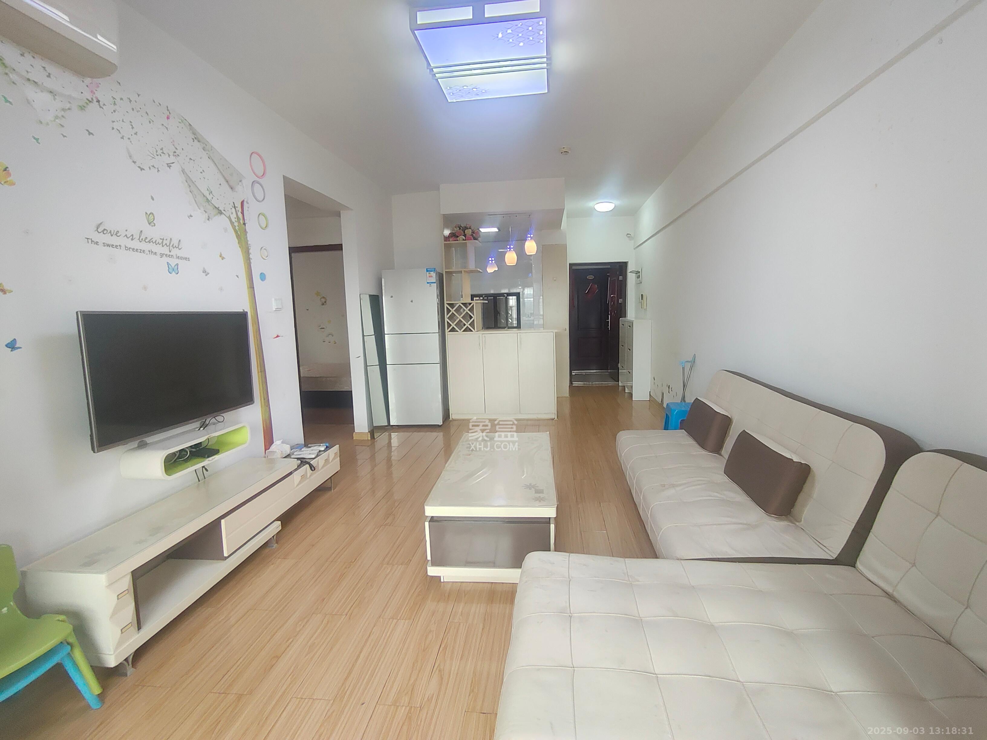 上峰苑(兰亭玥岛)  2室2厅1卫    2000.0元/月 上峰苑(兰亭玥岛)  2室2厅1卫    2000.0元/月室内图