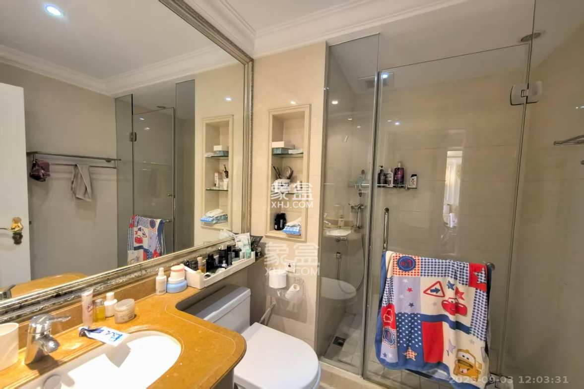 万达公馆 3室2厅4卫 10000.0元/月 万达公馆 3室2厅4卫 10000.0元/月室内图