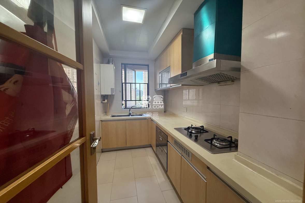 中海国际三期  3室2厅1卫    1800.0元/月 中海国际三期  3室2厅1卫    1800.0元/月室内图