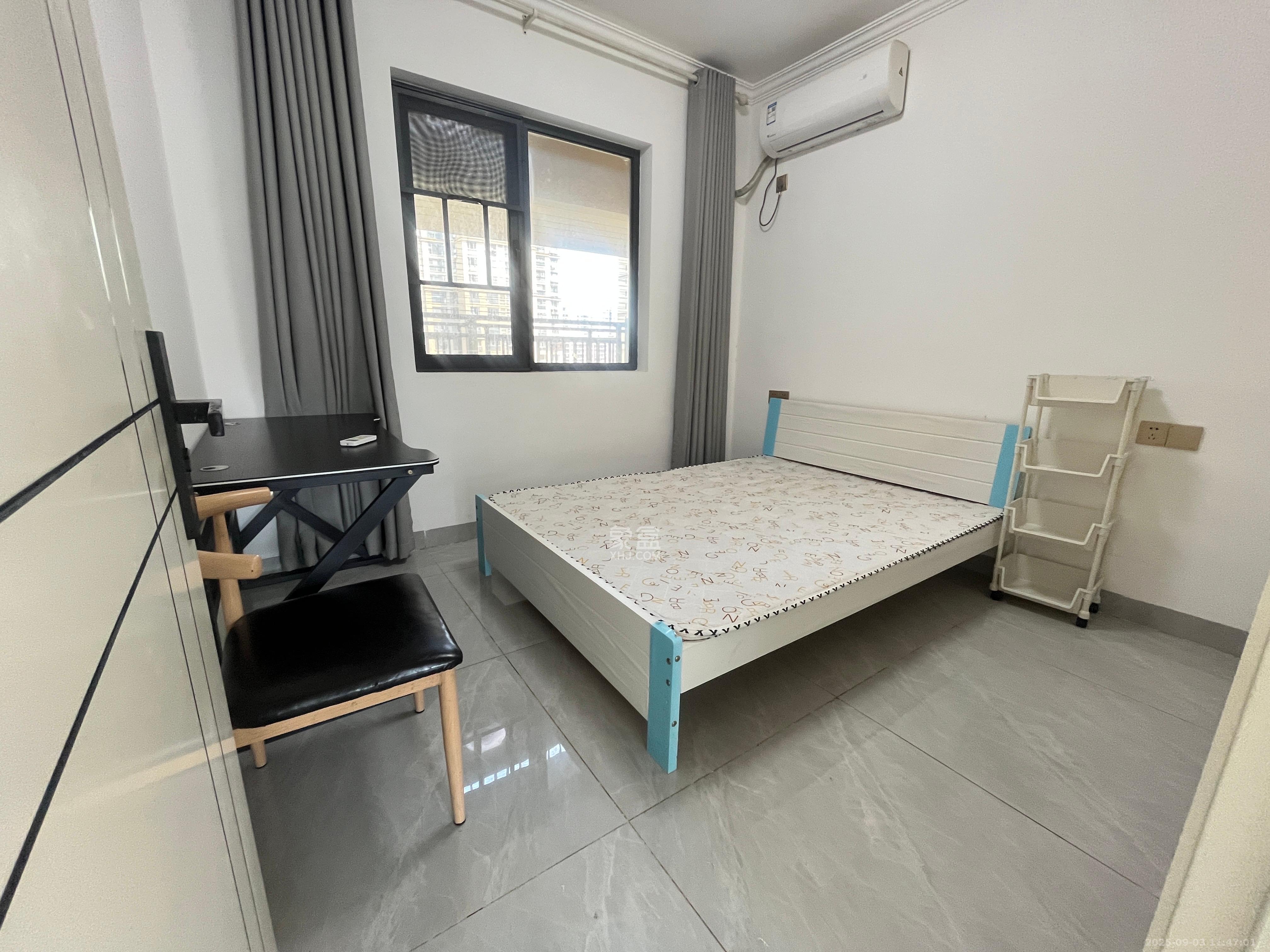 澳海澜庭  3室2厅1卫    1800.0元/月室内图