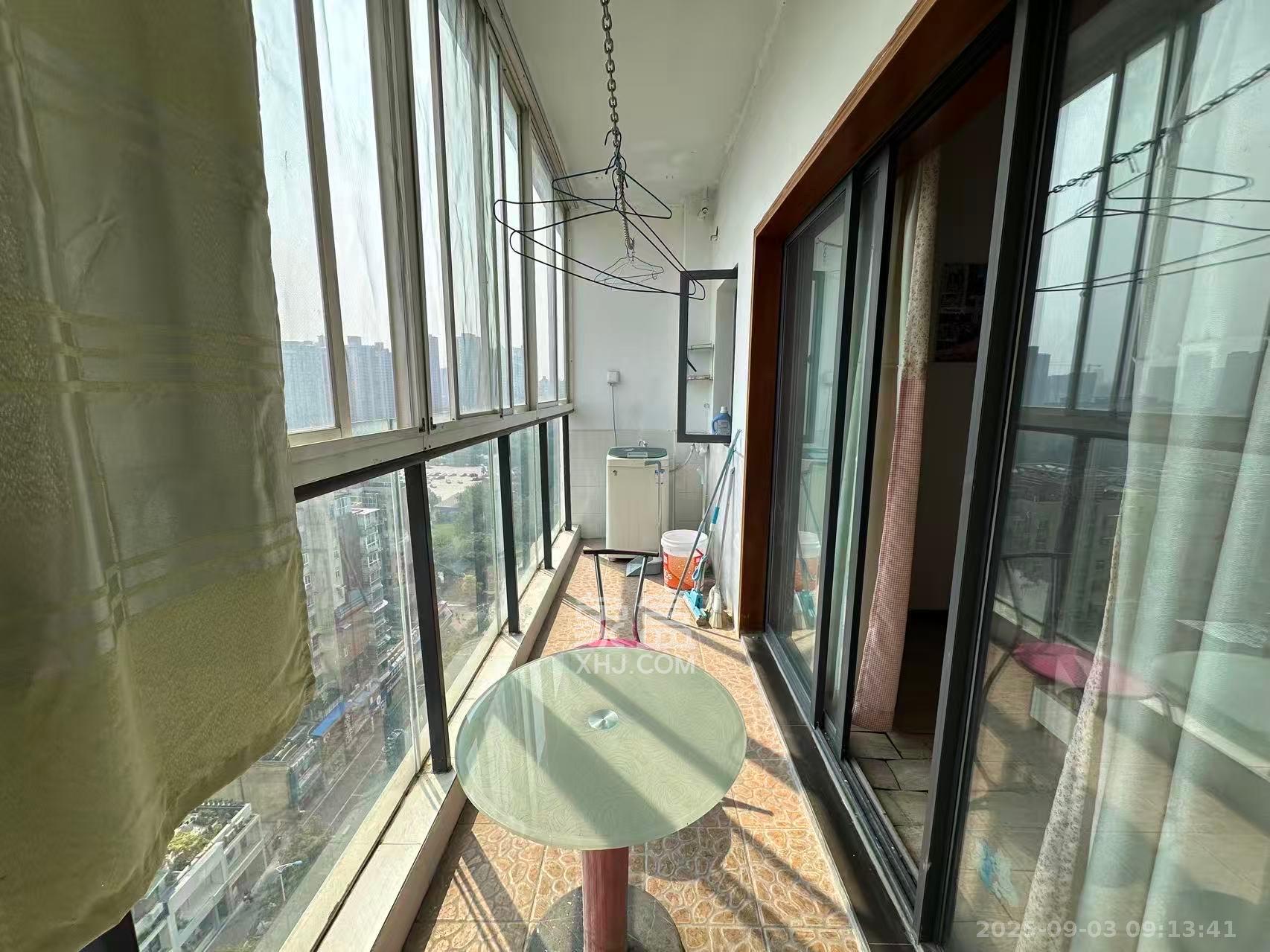 如果爱  1室1厅1卫    1300.0元/月室内图