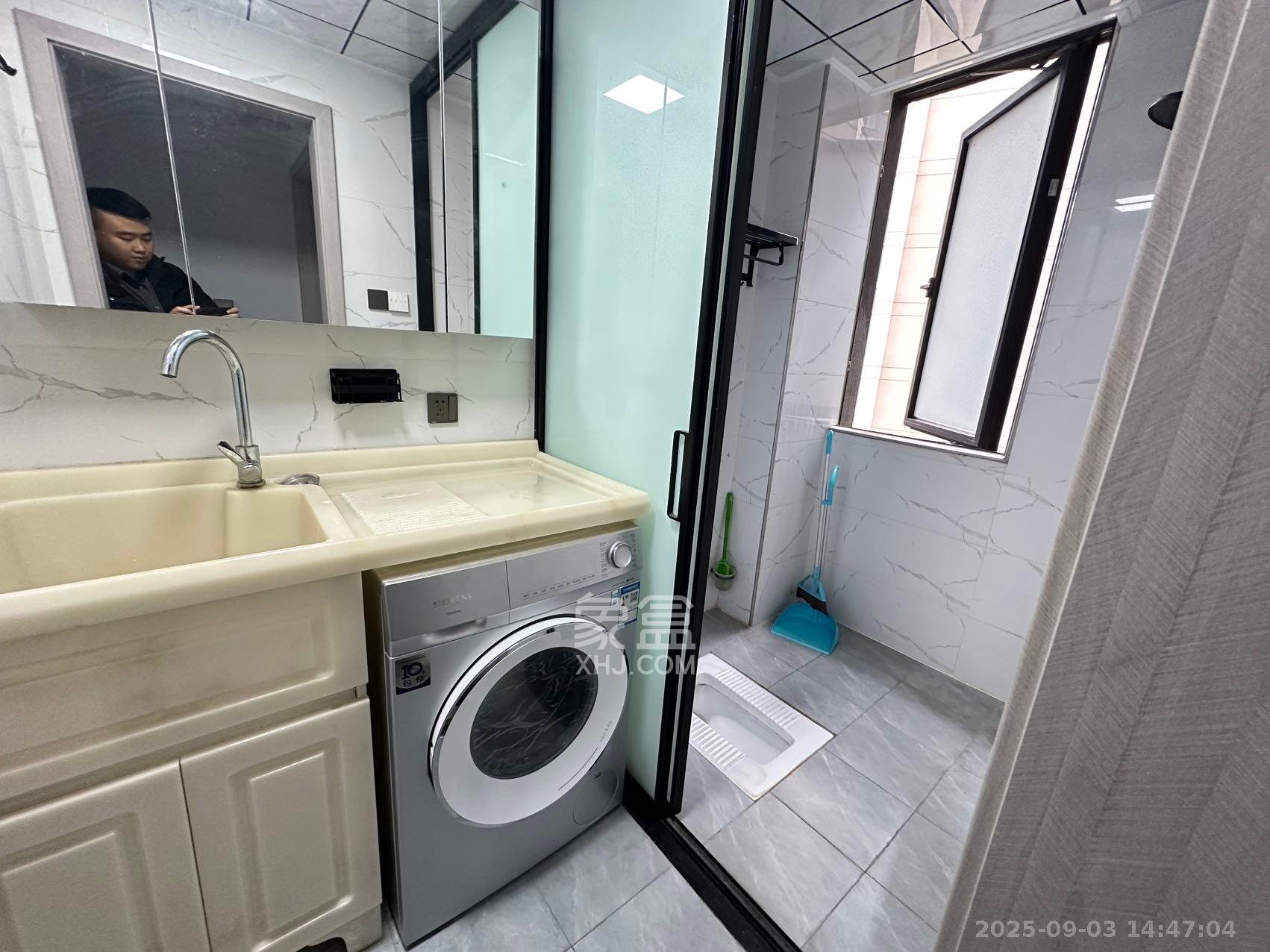 建发央玺(建发泱玺雅苑) 2室2厅1卫 3700.0元/月 建发央玺(建发泱玺雅苑) 2室2厅1卫 3700.0元/月室内图