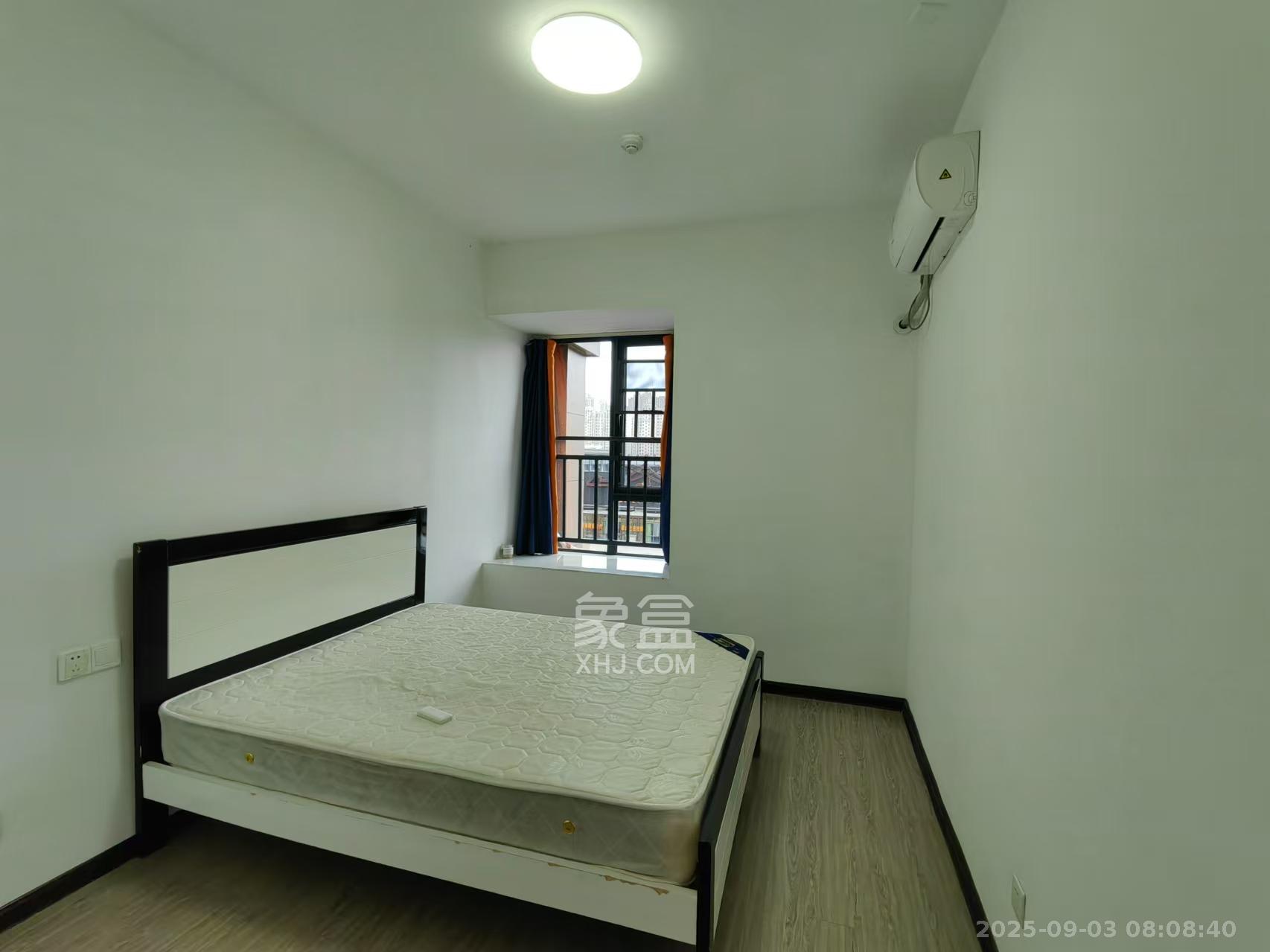 中建梅溪湖中心  4室2厅3卫   3800.00元/月室内图