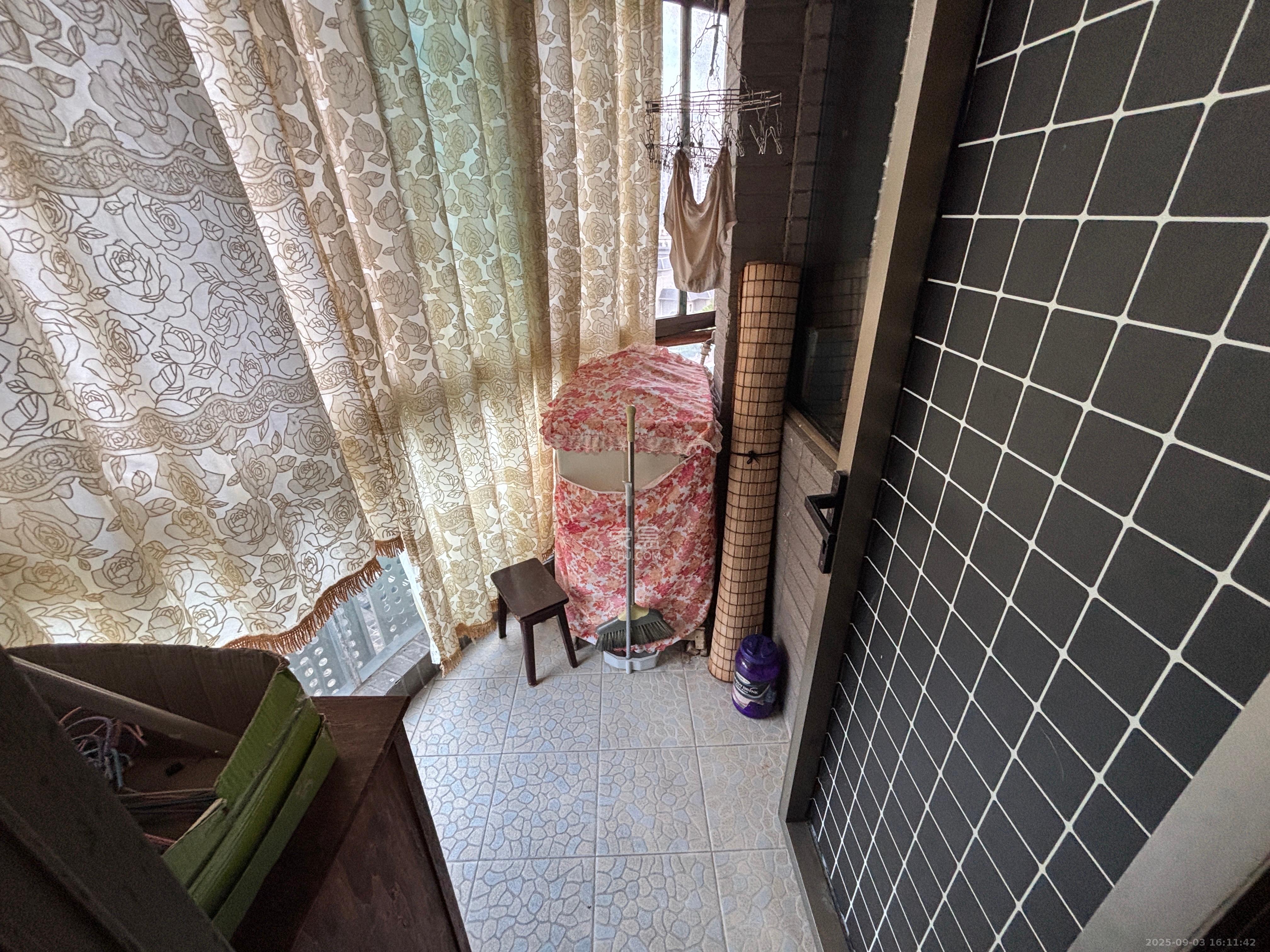 大地金墅 2室1厅1卫 2600.0元/月 大地金墅 2室1厅1卫 2600.0元/月室内图