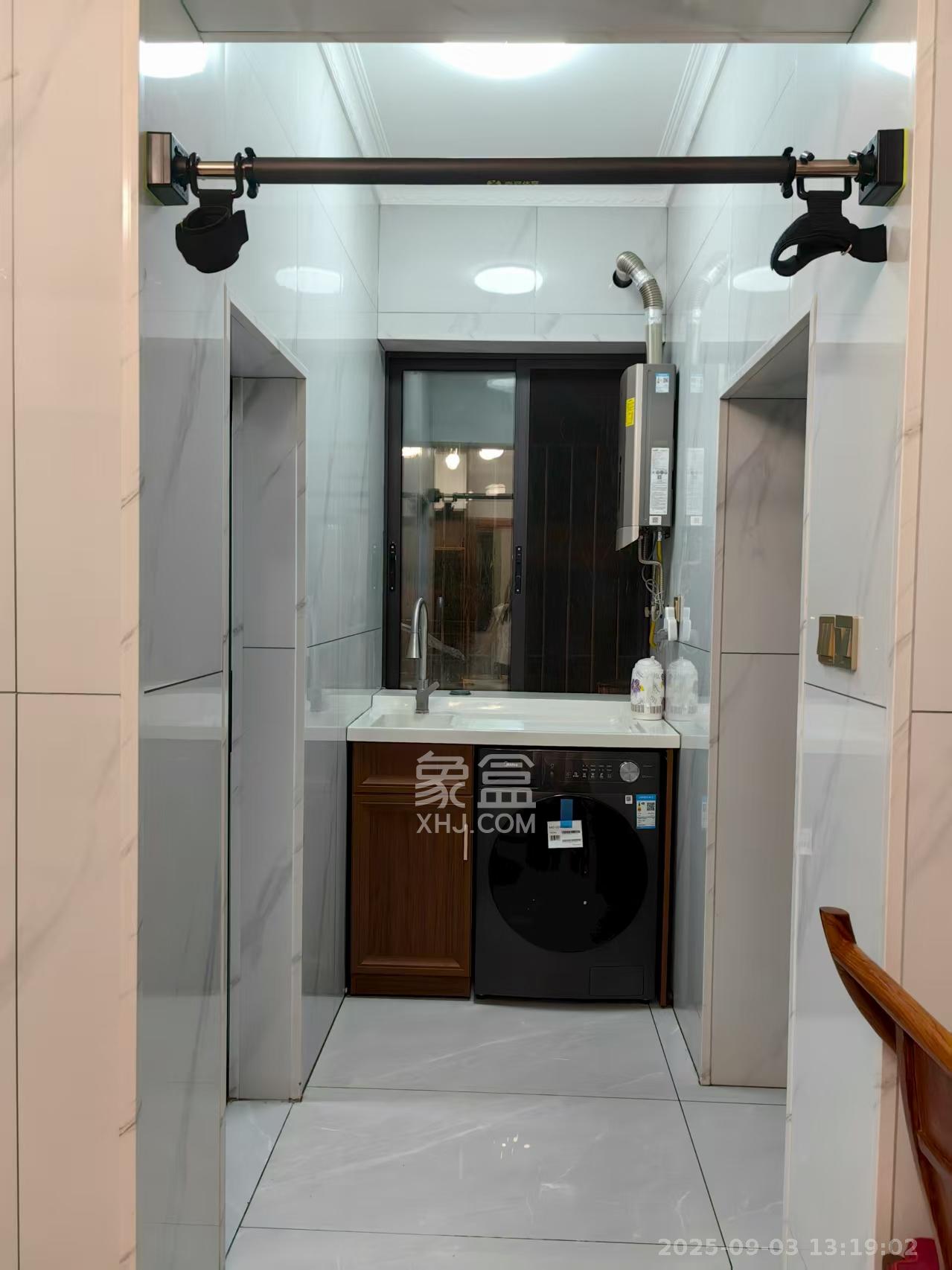 江南苑  2室1厅1卫    3300.0元/月 江南苑  2室1厅1卫    3300.0元/月室内图