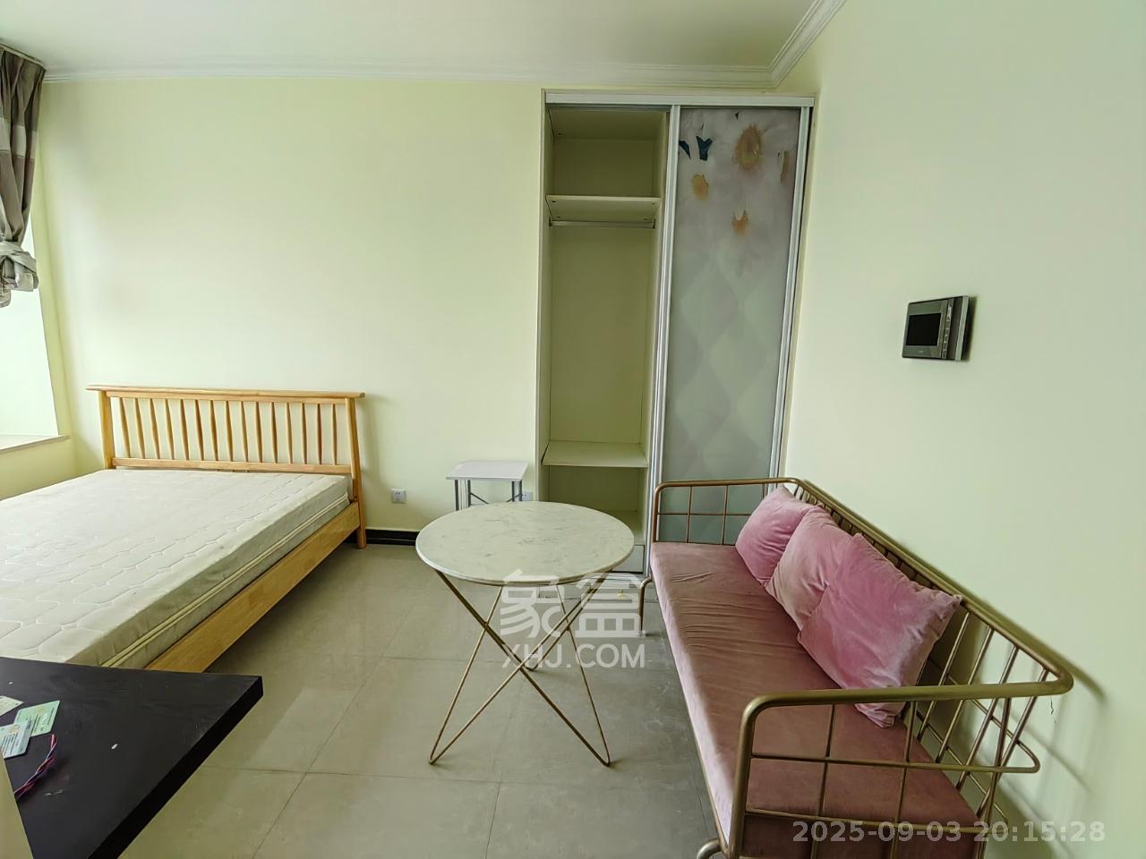 中信城市广场(中信新城一期)  1室1厅1卫    1200.0元/月 中信城市广场(中信新城一期)  1室1厅1卫    1200.0元/月室内图