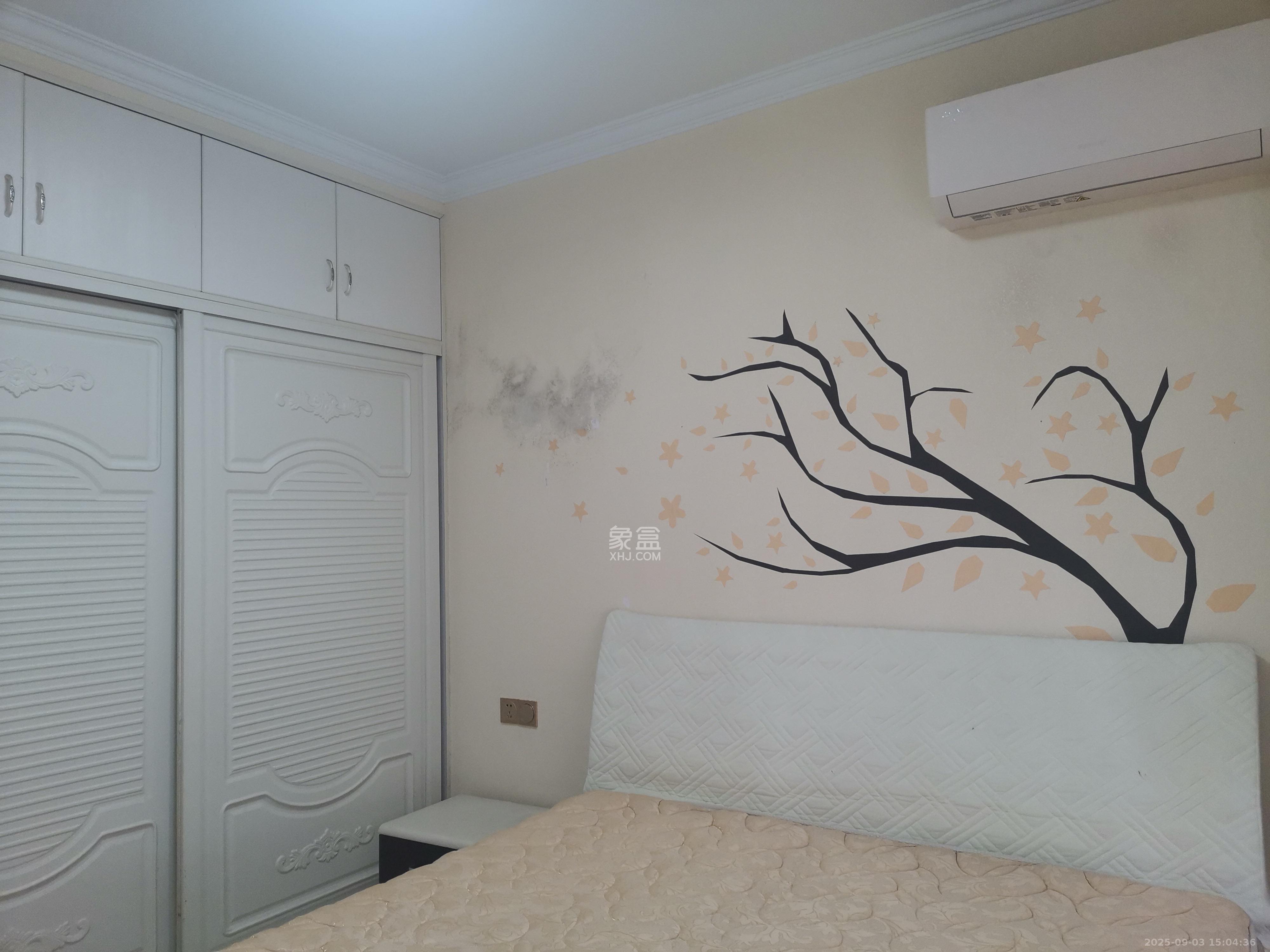 山语城二期  3室2厅1卫    1900.0元/月 山语城二期  3室2厅1卫    1900.0元/月室内图