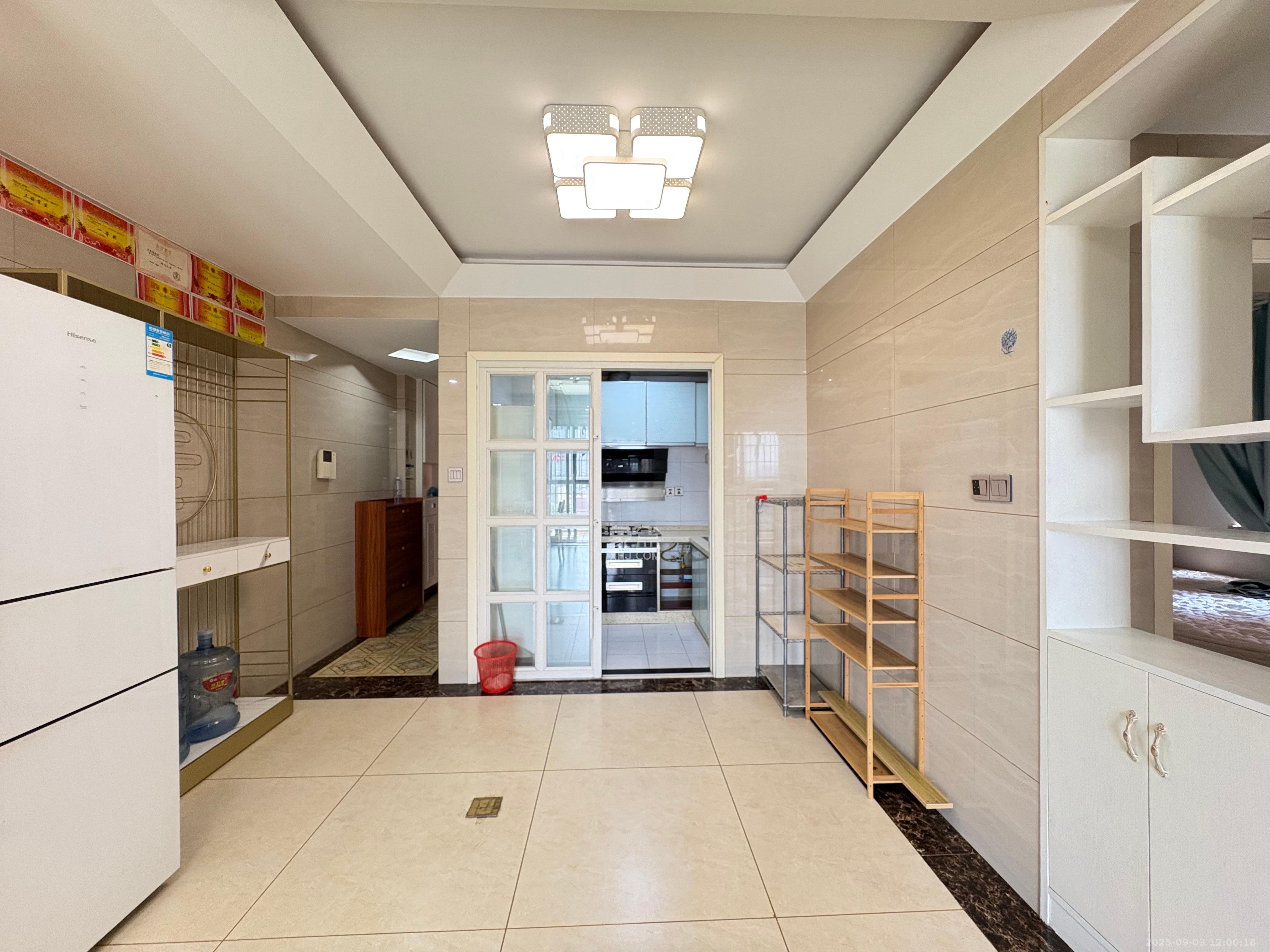 海德公园 3室2厅1卫 2200.0元/月 海德公园 3室2厅1卫 2200.0元/月室内图