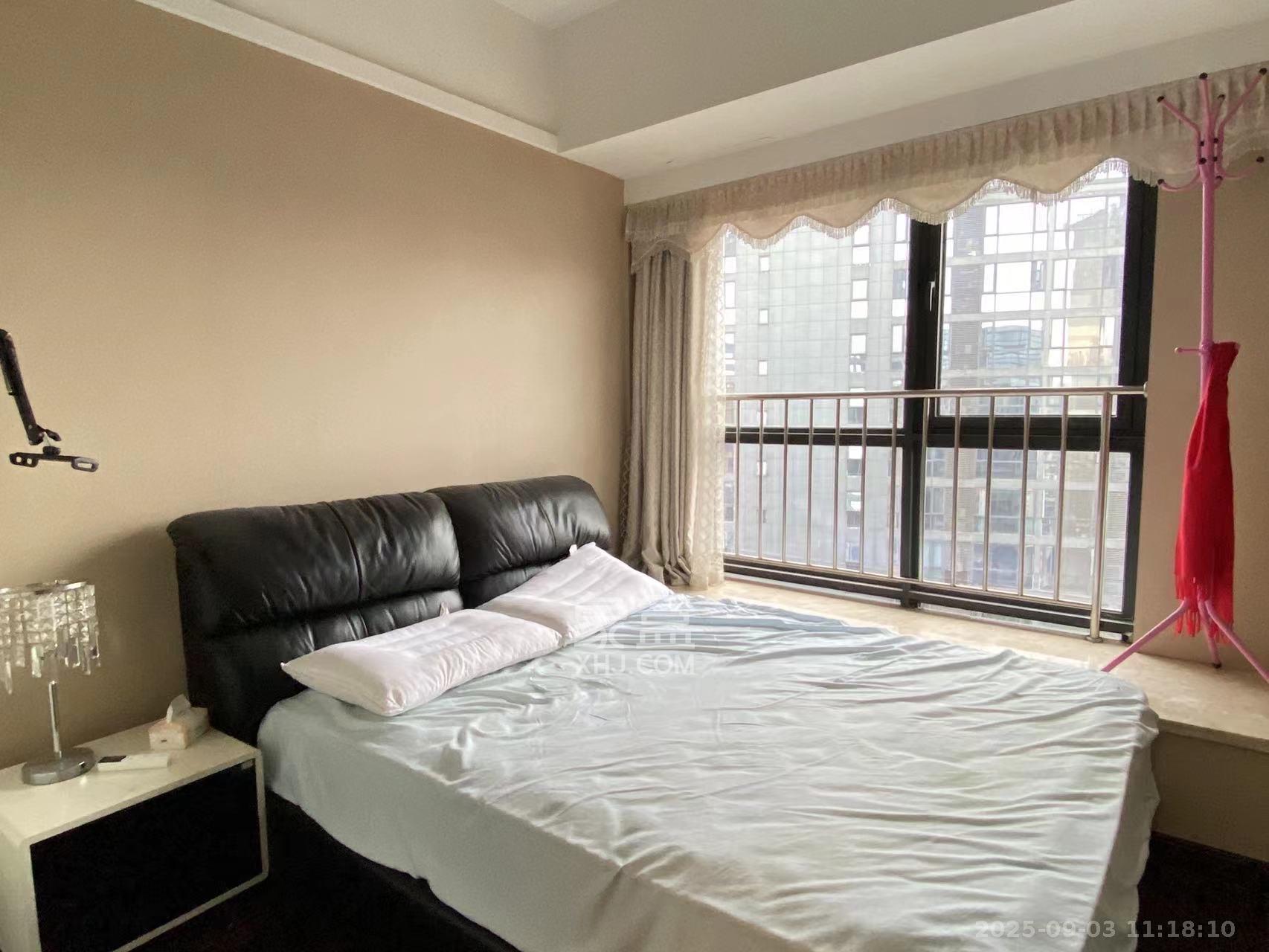 德思勤城市广场(宝格丽公寓) 1室1厅1卫 1800.0元/月 德思勤城市广场(宝格丽公寓) 1室1厅1卫 1800.0元/月室内图