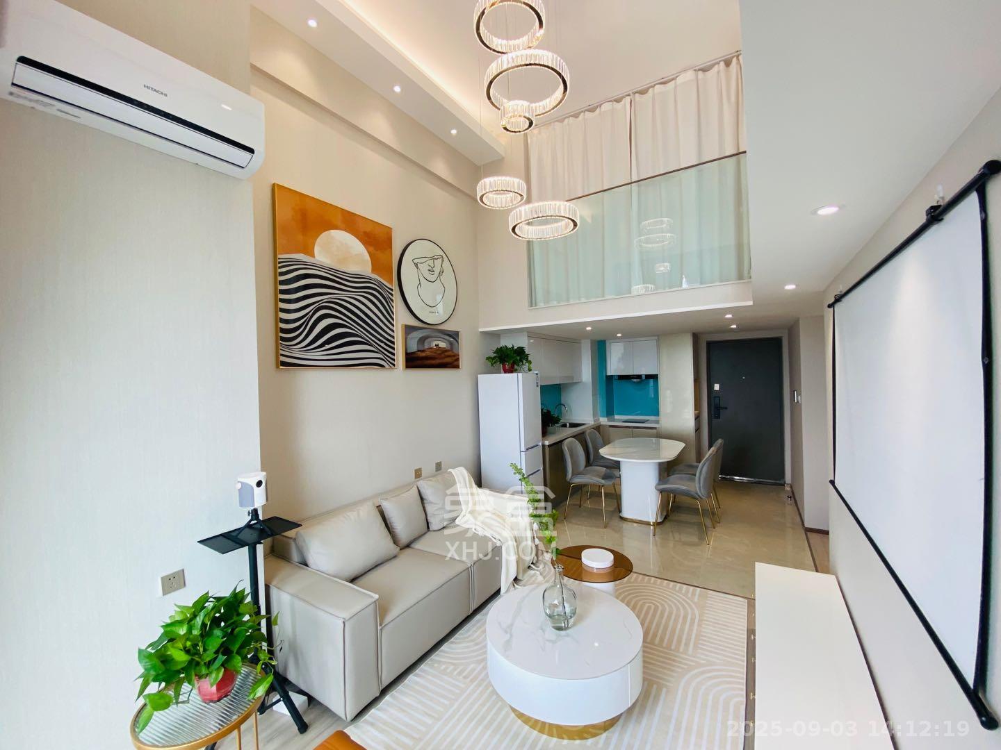 华远华时代  4室2厅2卫    4000.0元/月 华远华时代  4室2厅2卫    4000.0元/月室内图1