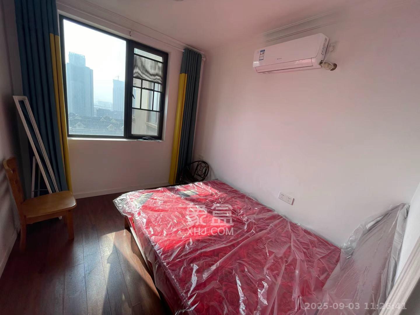 万科魅力之城观澜里 3室2厅2卫 2400.0元/月 万科魅力之城观澜里 3室2厅2卫 2400.0元/月室内图