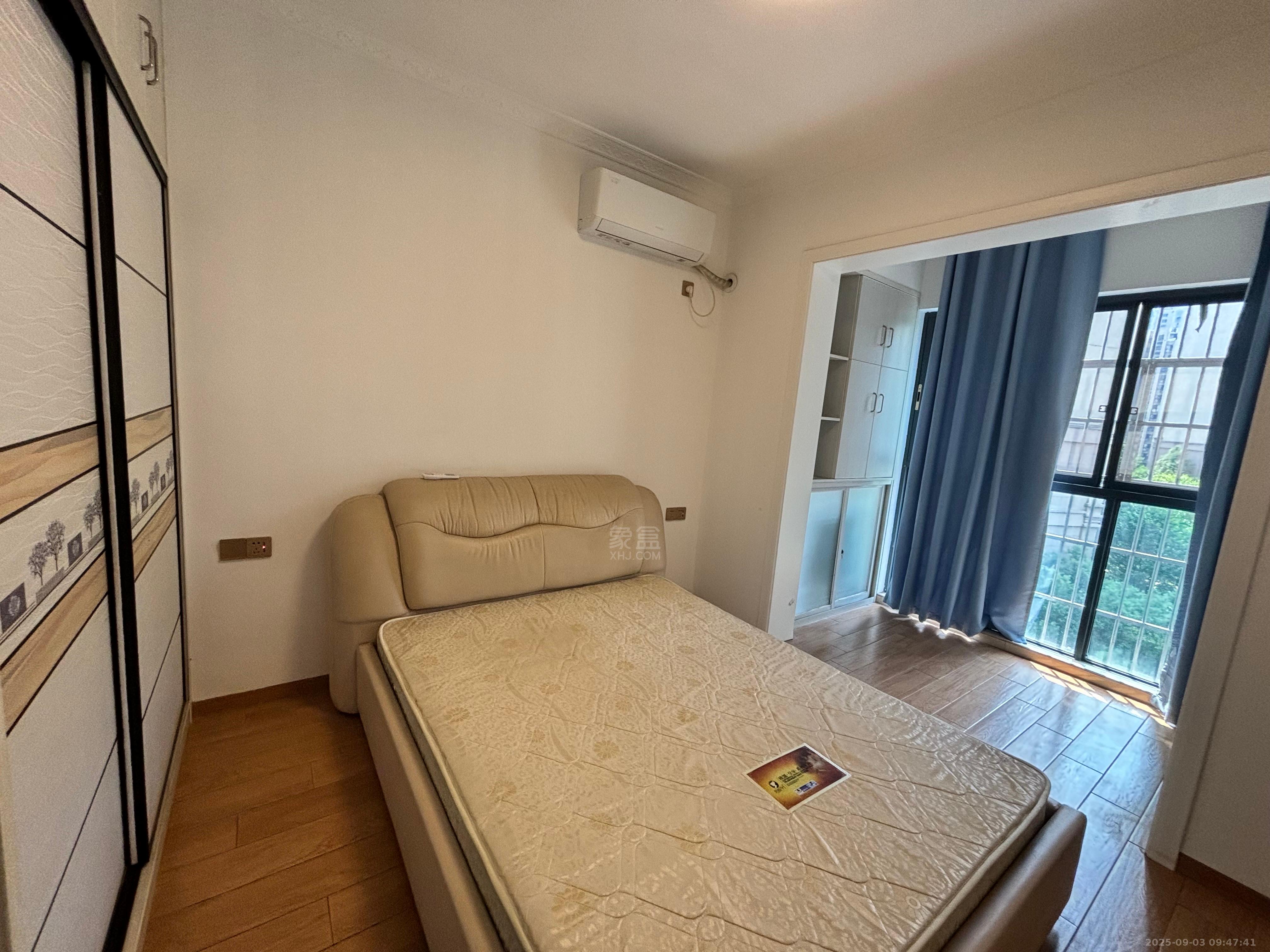 栗雨香堤 2室2厅1卫 1600.0元/月 栗雨香堤 2室2厅1卫 1600.0元/月室内图