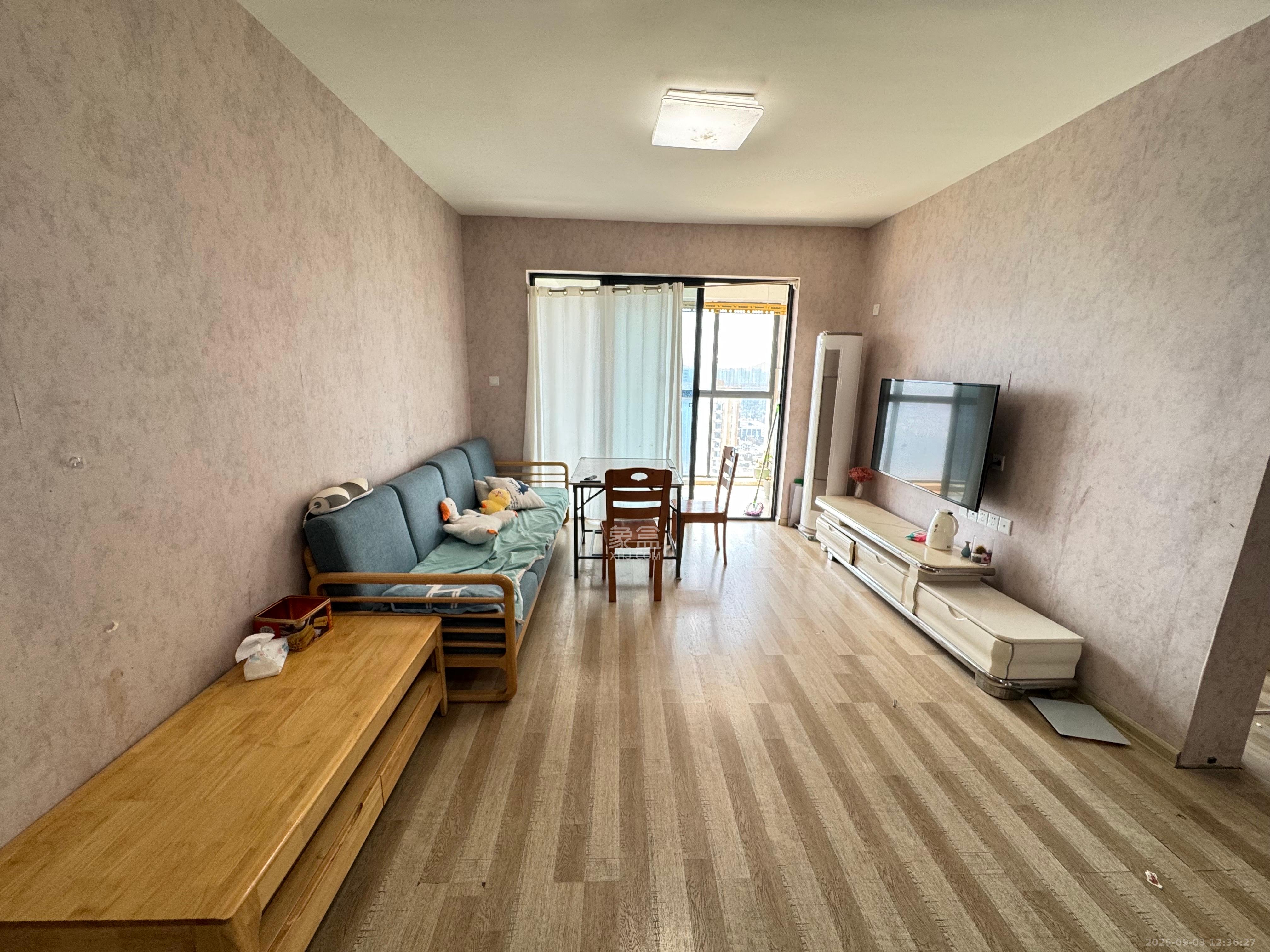 北京御园一二期(国泰嘉园) 3室2厅1卫 2100.0元/月 北京御园一二期(国泰嘉园) 3室2厅1卫 2100.0元/月室内图