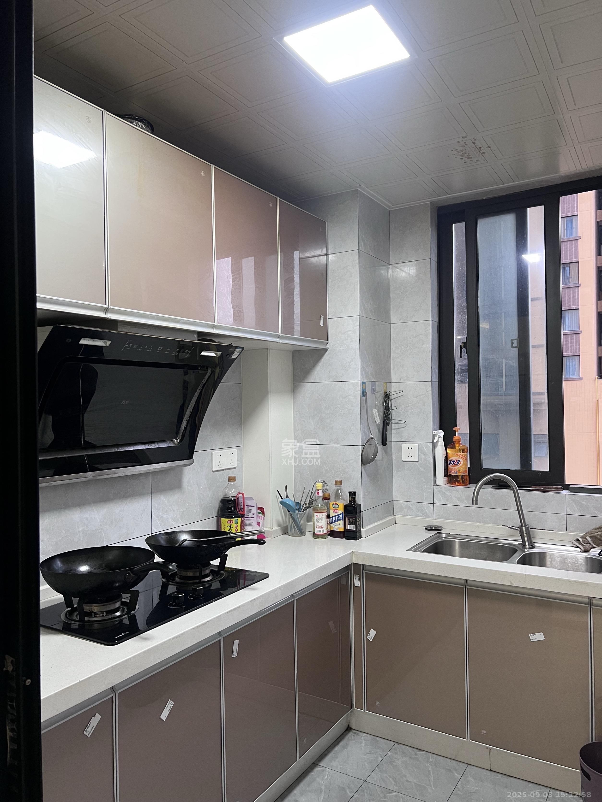 正旺国际铭城(正旺U公馆) 3室1厅1卫 2400.0元/月 正旺国际铭城(正旺U公馆) 3室1厅1卫 2400.0元/月室内图