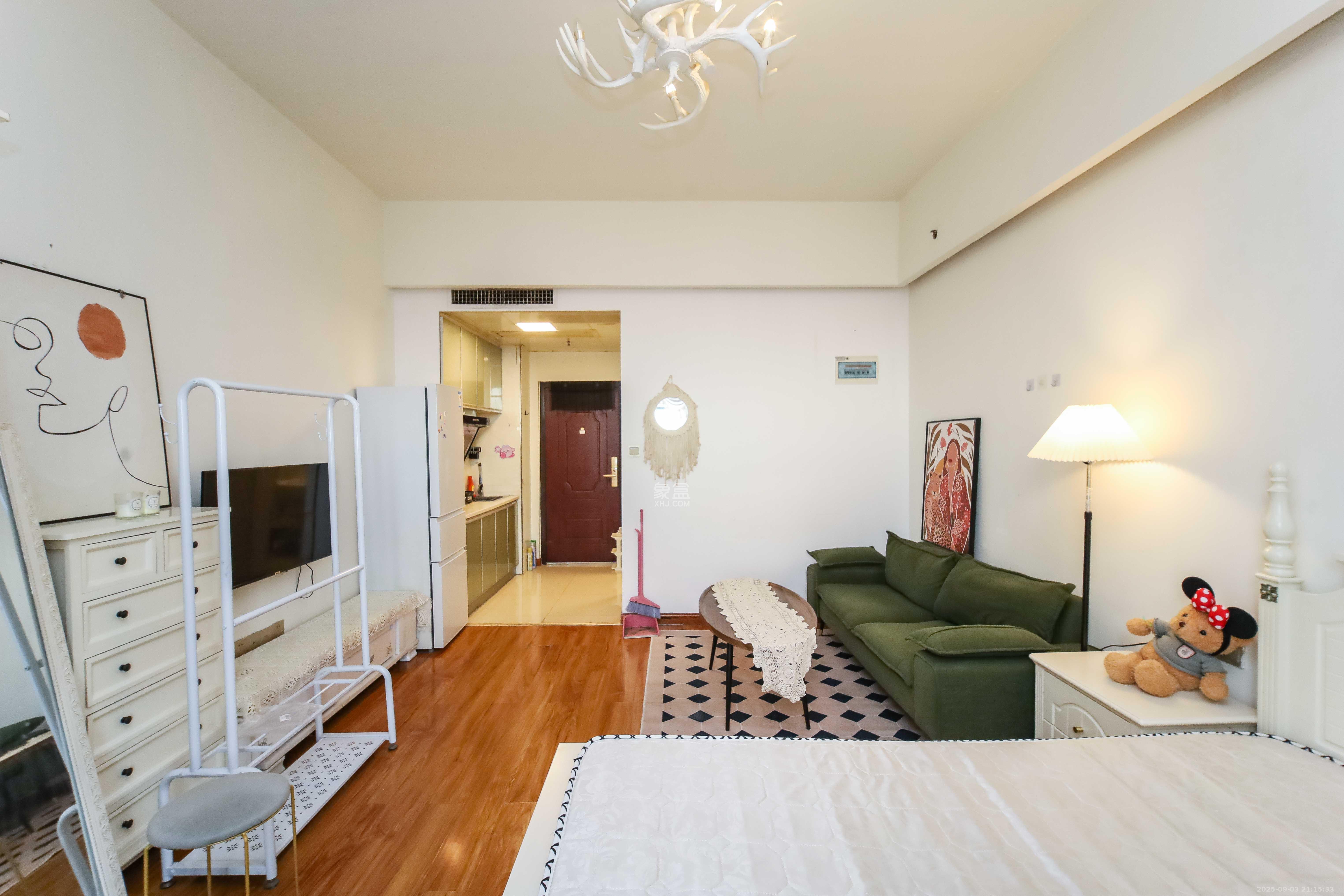 红橡华园(菲莎公馆)  1室1厅1卫    32.0万卧室