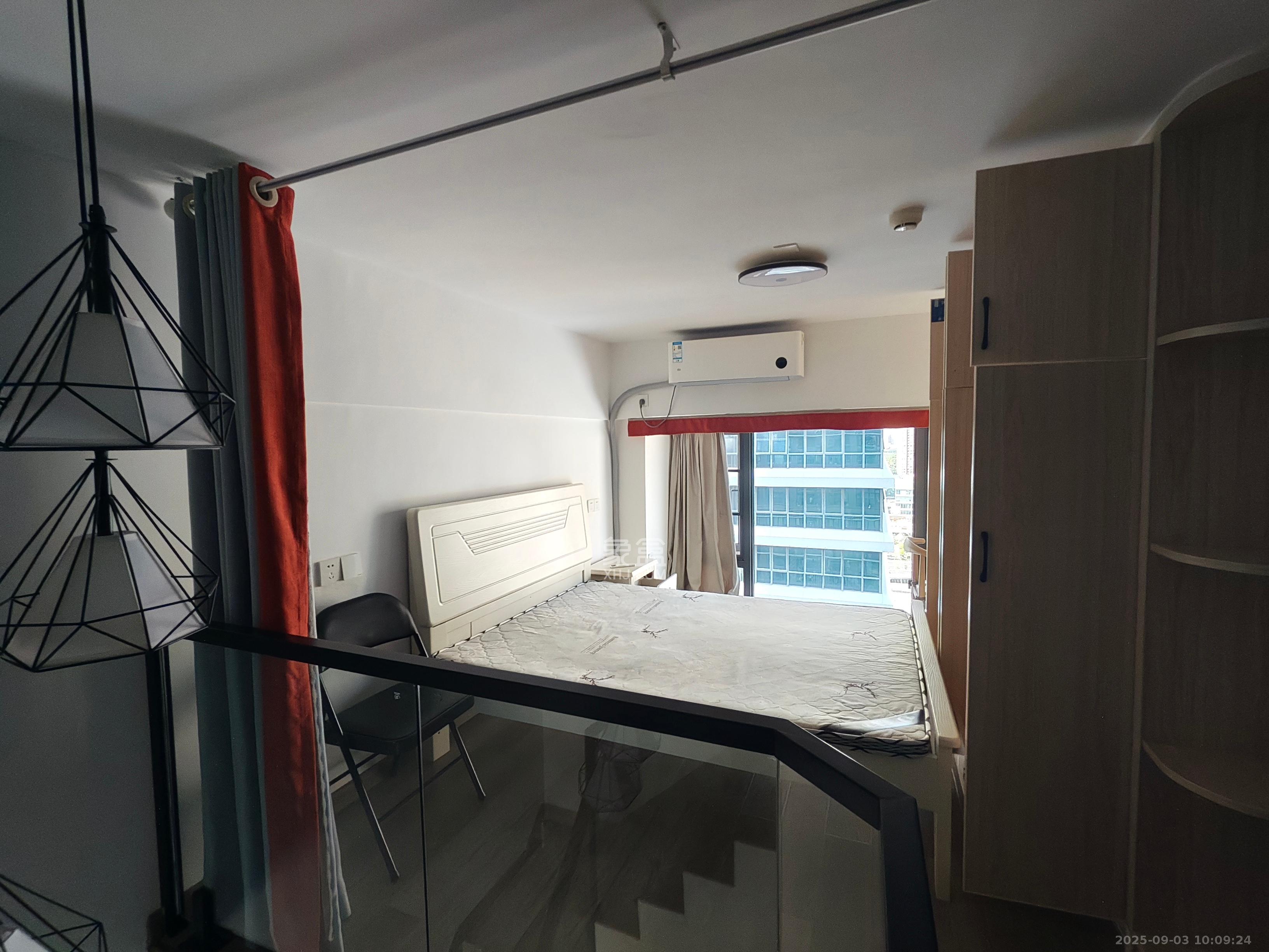 龙湖湘江星座(祺鑫星座公寓) 2室1厅1卫 2100.0元/月 龙湖湘江星座(祺鑫星座公寓) 2室1厅1卫 2100.0元/月室内图