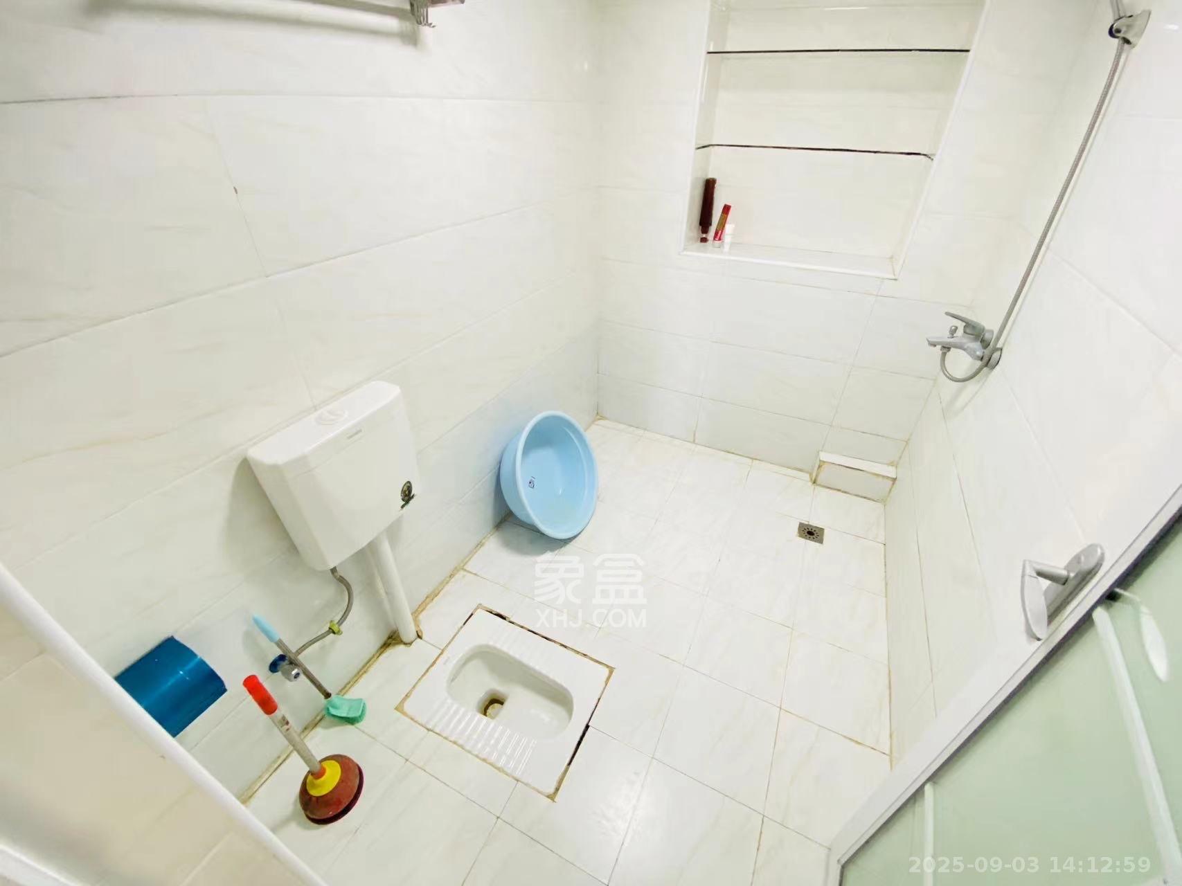 凯悦名城(泰悦公寓) 2室2厅1卫 2000.0元/月 凯悦名城(泰悦公寓) 2室2厅1卫 2000.0元/月室内图