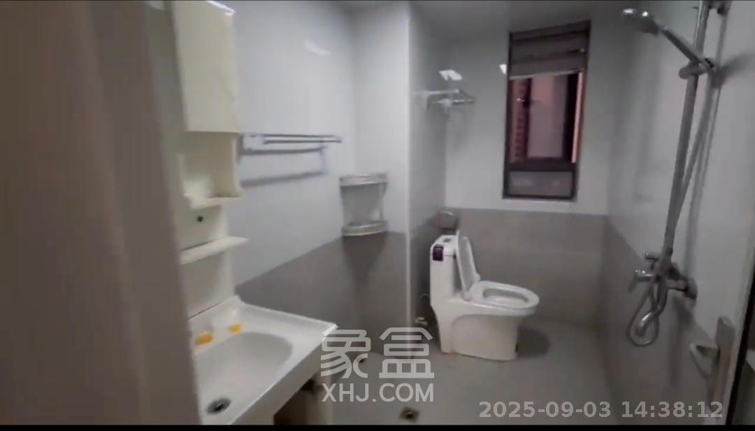 碧桂园南城首府（东宸林海）  3室2厅2卫   2200.00元/月室内图