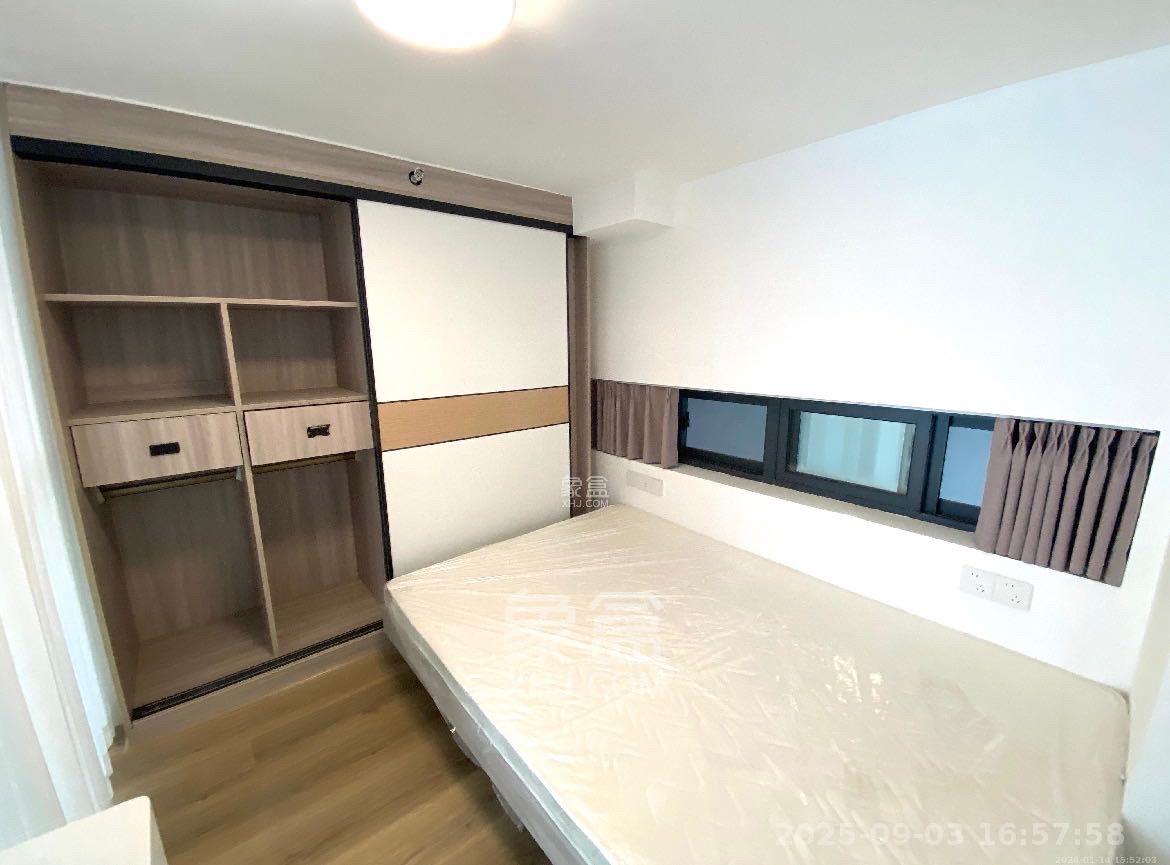 卓越伊景寓  1室0厅0卫    2000.0元/月室内图