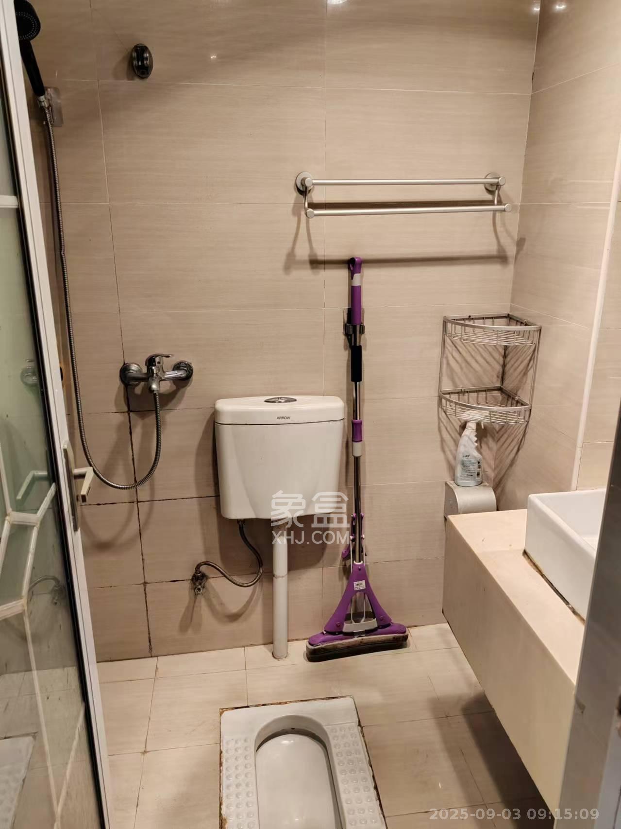 铂宫 1室1厅1卫 2300.0元/月 铂宫 1室1厅1卫 2300.0元/月室内图