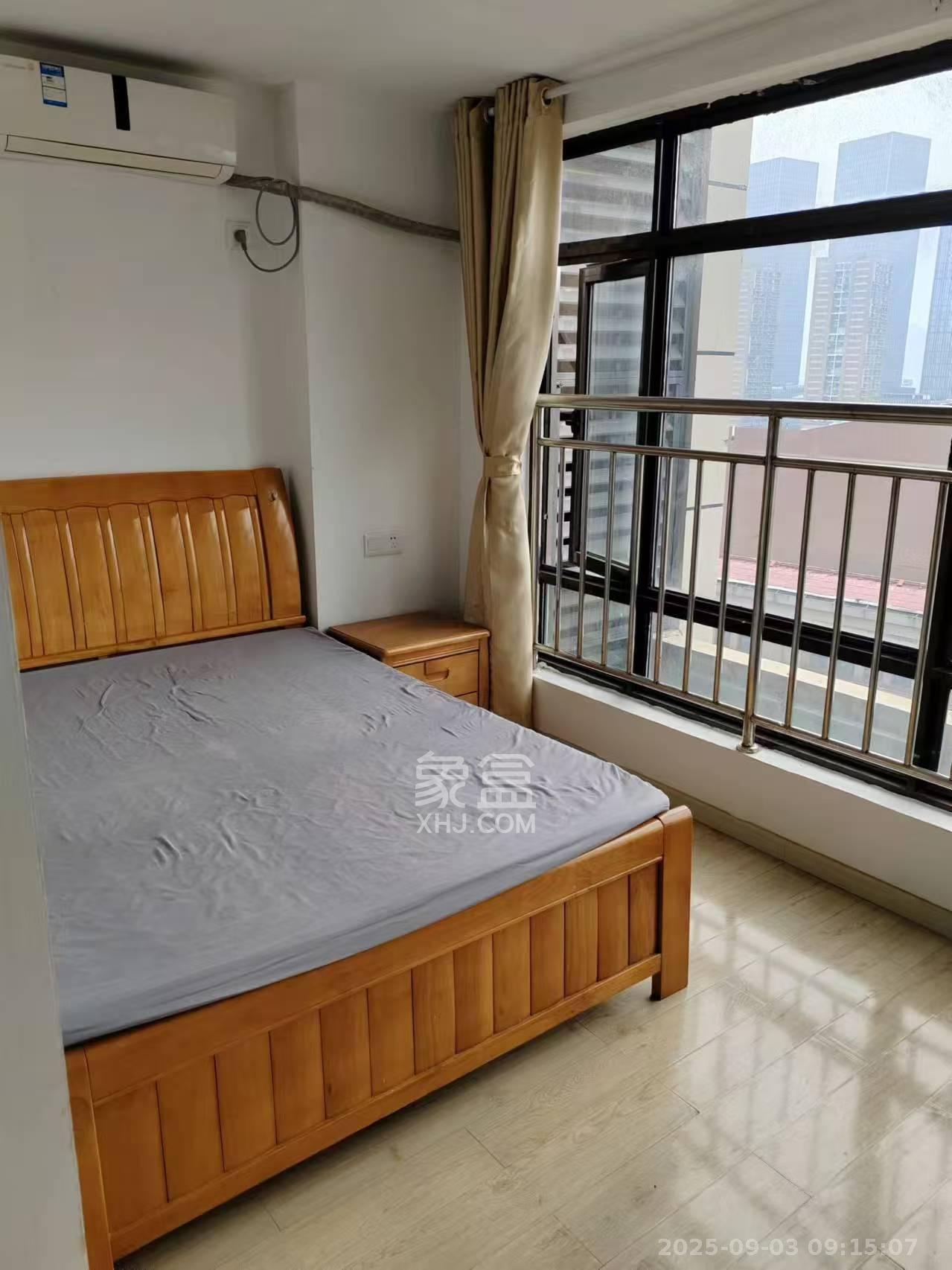 铂宫  1室1厅1卫   2300.00元/月室内图